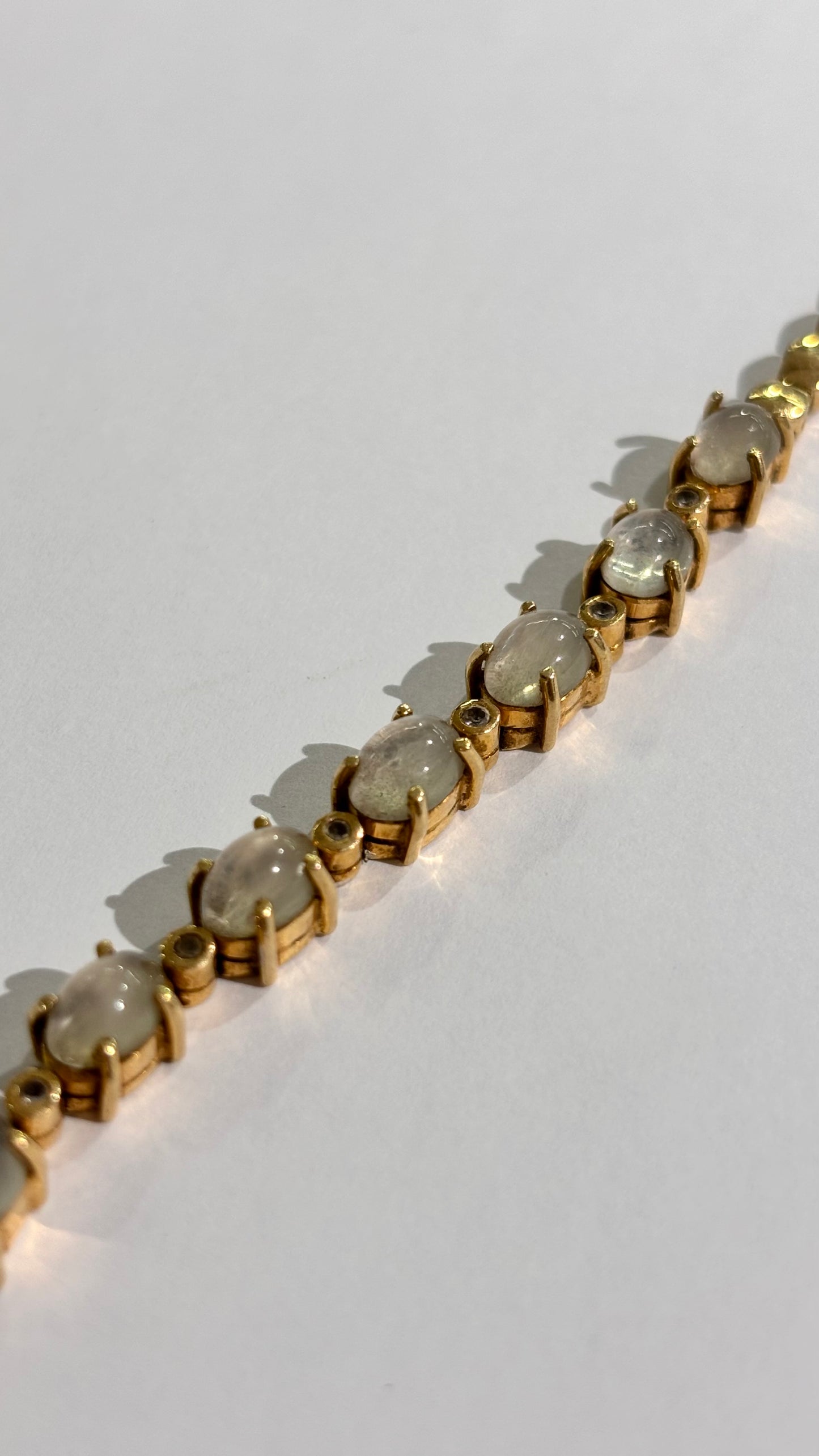 Bracelet Maillon en Or Jaune avec Pierres Précieuses