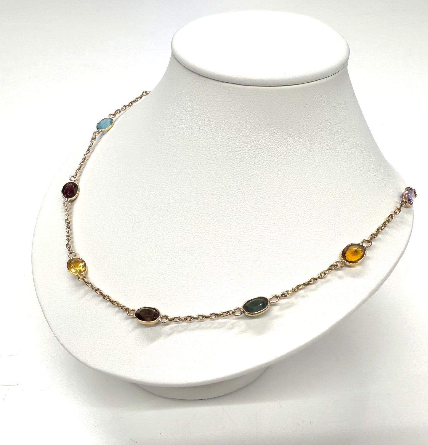 Collier Ras du Cou Or 18k avec Pierres Semi-Précieuses