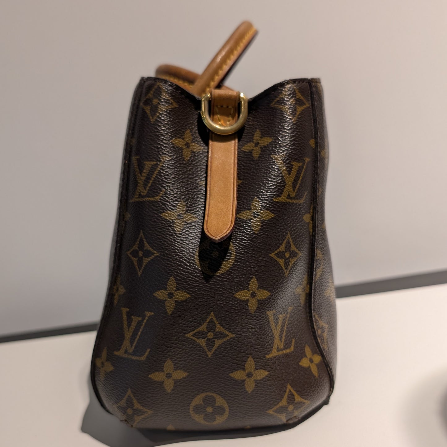 Sac à main Louis Vuitton Montaigne