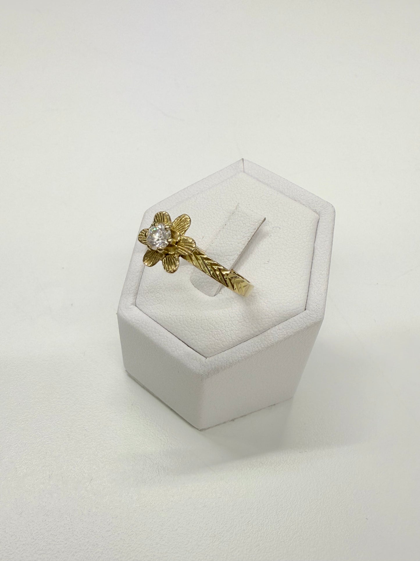 Bague Fleur en Or jaune 18k et zirconium