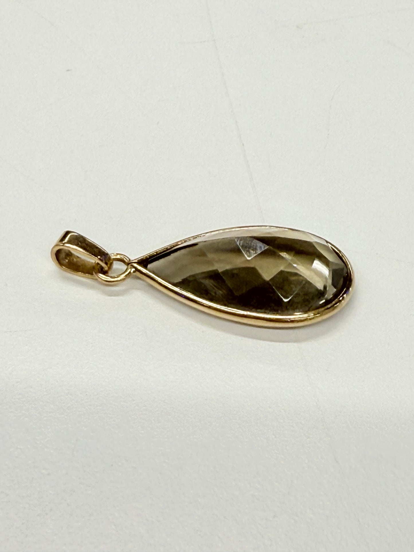 Pendentif goutte en Or jaune 18k avec quartz fumée