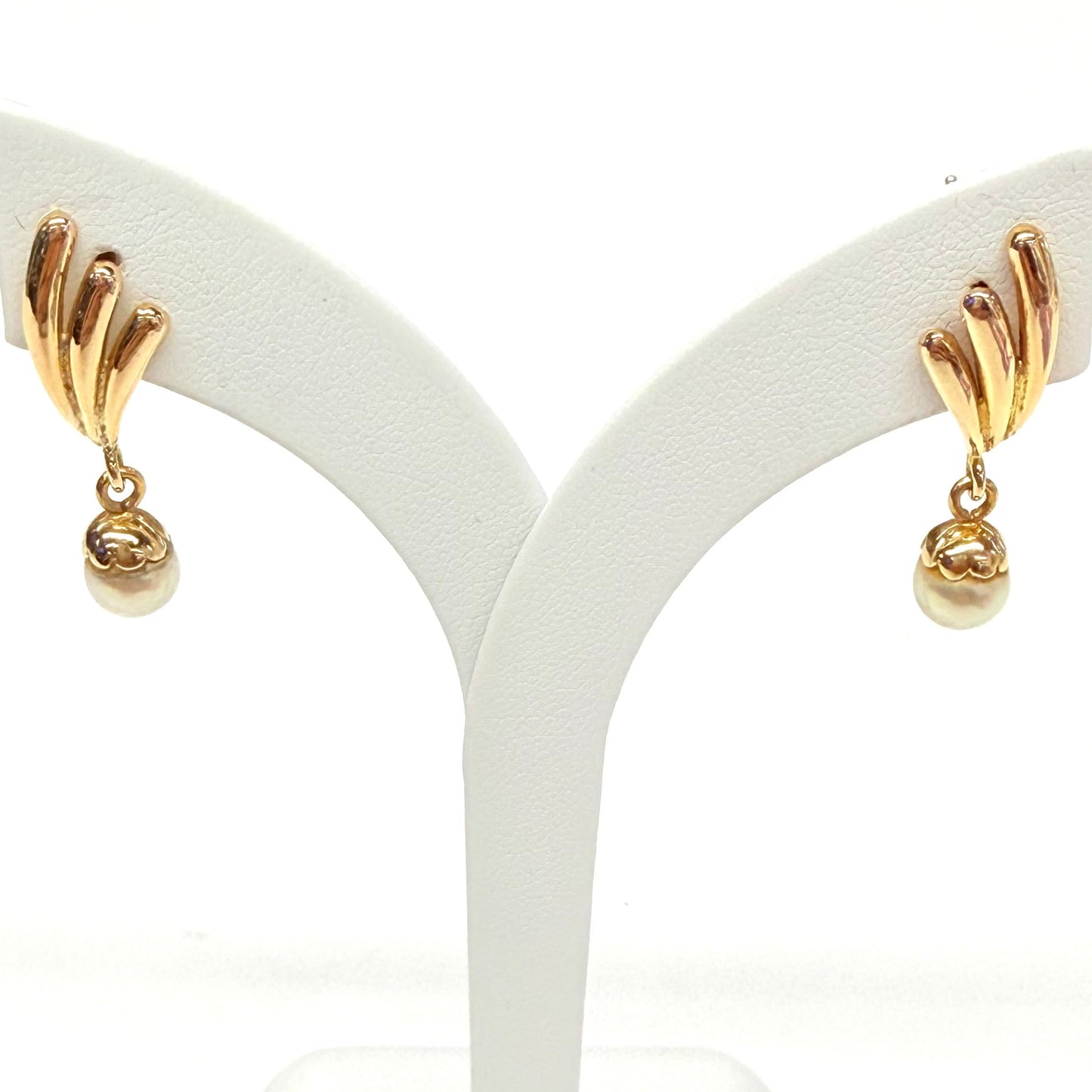 Boucles d'oreilles en or jaune 18k 3.23 Grs