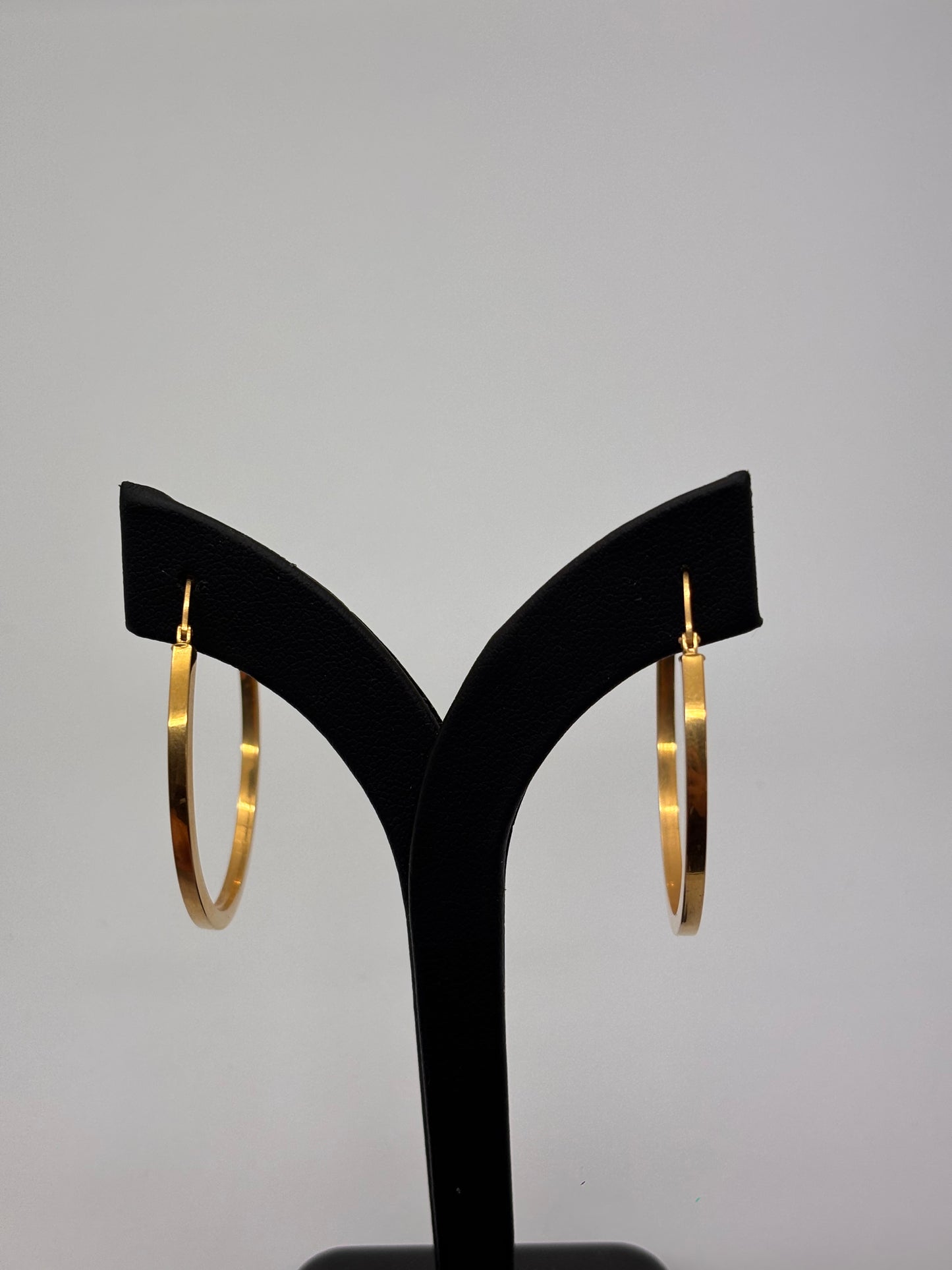 Créoles en or jaune 18K 4 Grs