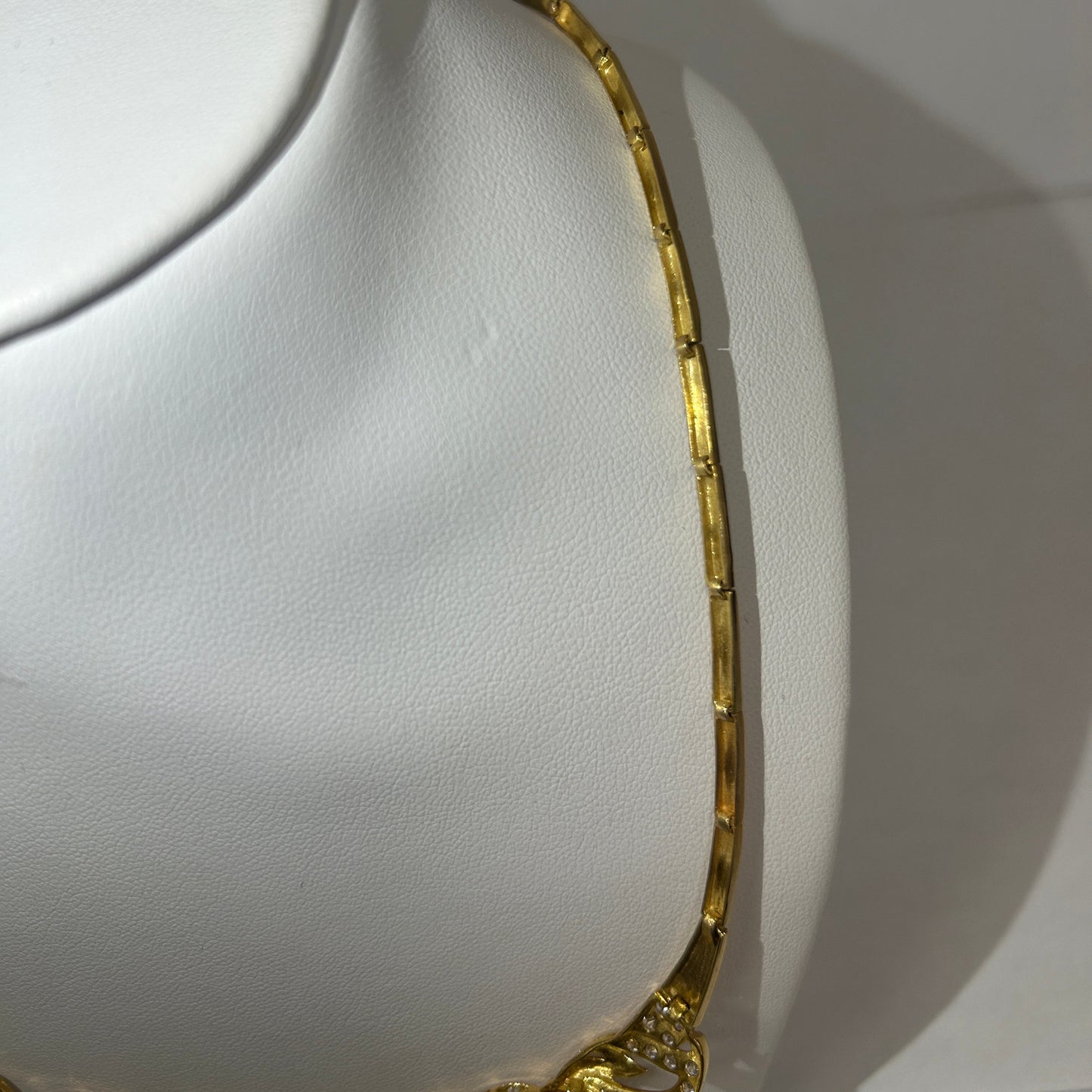 Collier Ras du Cou Or Jaune 18K - 25.34g