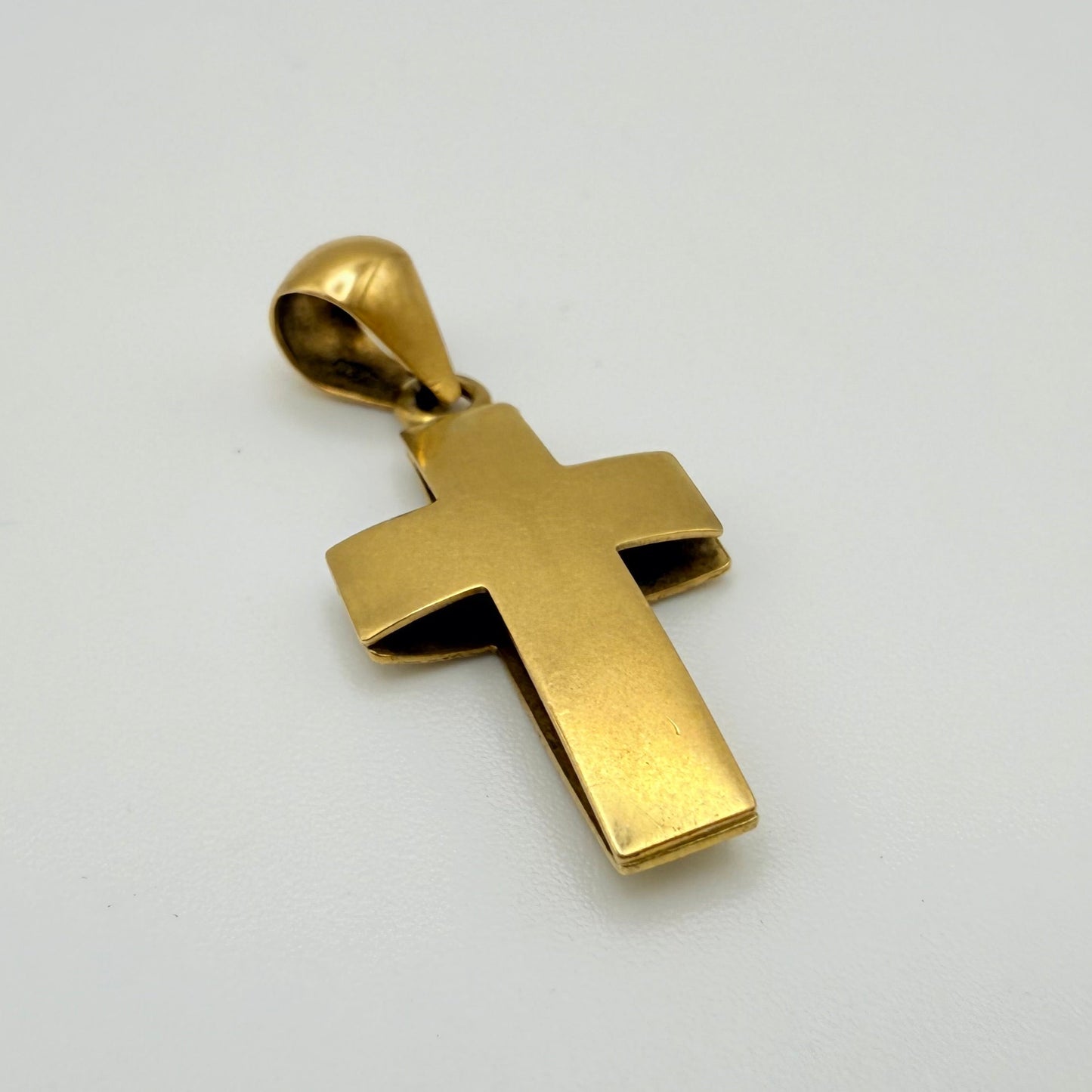 Pendentif Croix en Or Jaune 18K 1.97 Grs