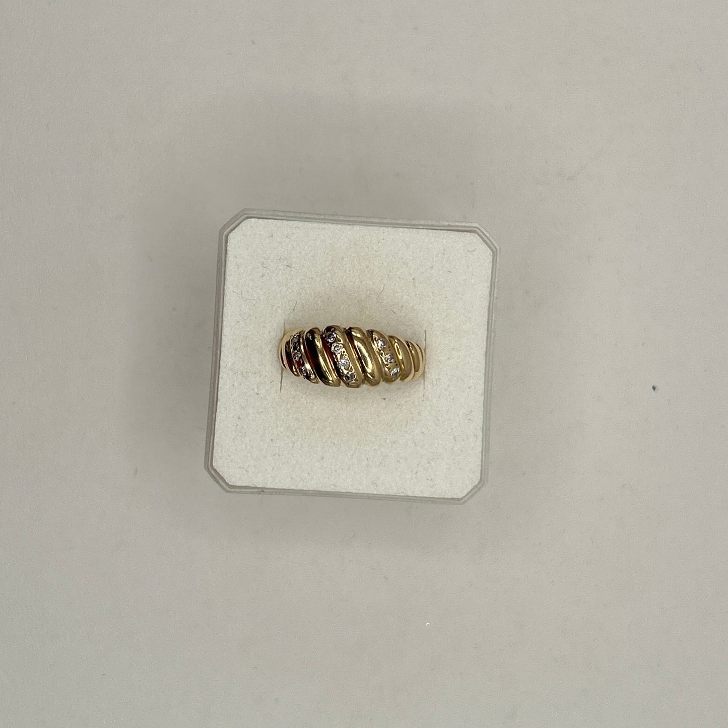 Bague en Or 750 avec 10 Diamants