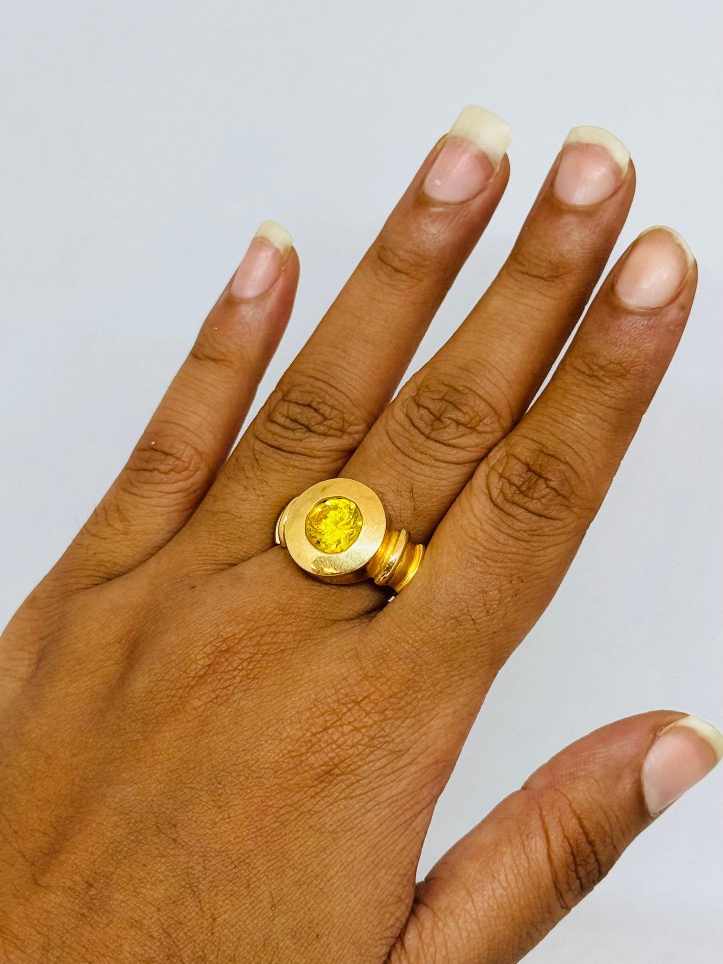 Bague Tank en Or Jaune 18 Carats avec Oxyde de Zirconium