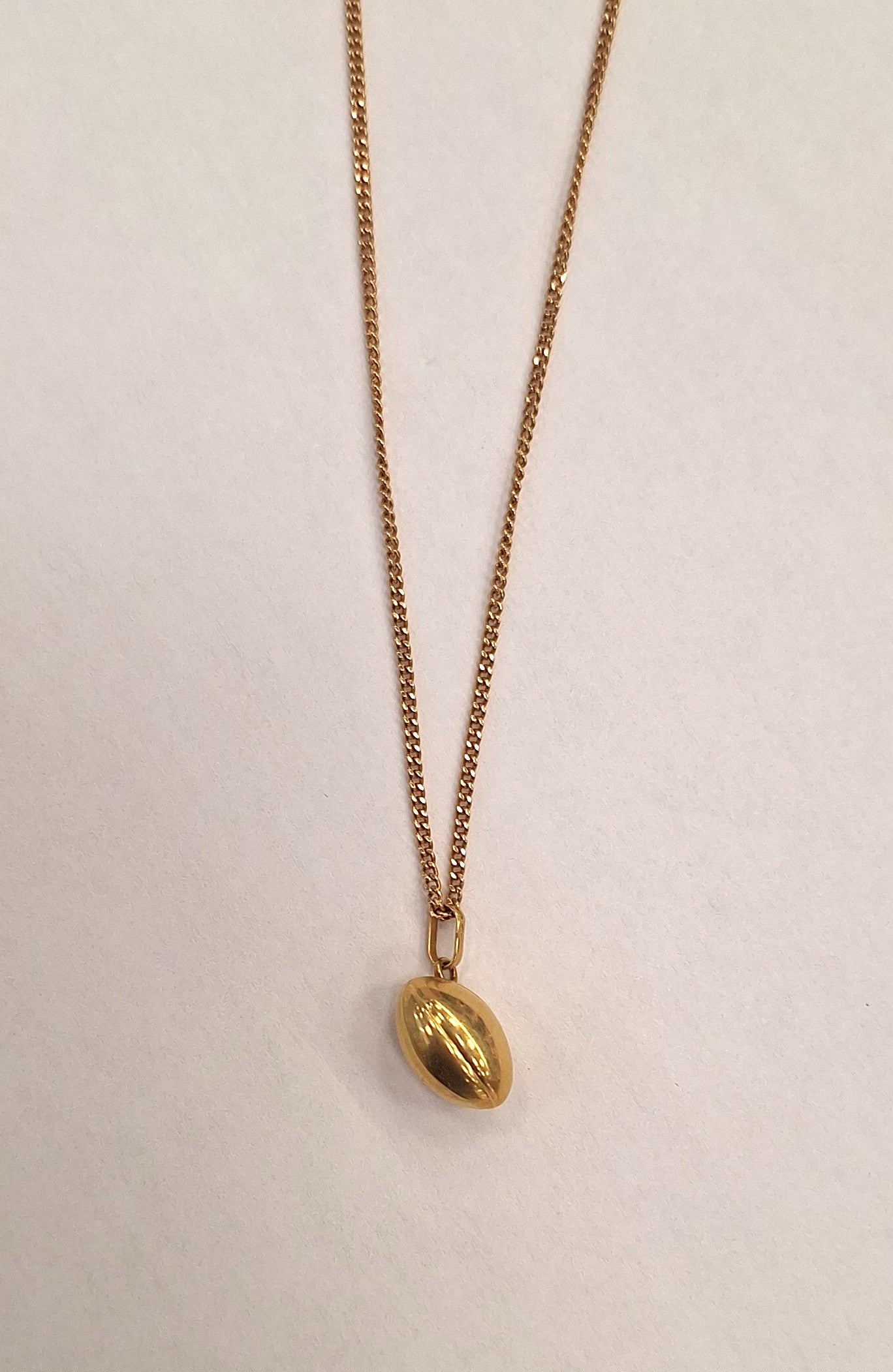Pendentif Ballon Rugby Or Jaune 18 Carats