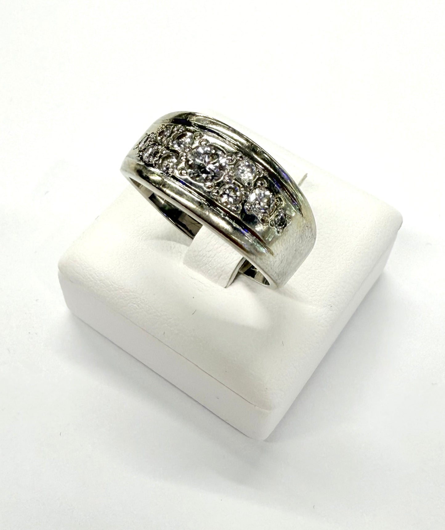 Bague Jonc en Or blanc 18k avec diamants et oxyde de zirconium