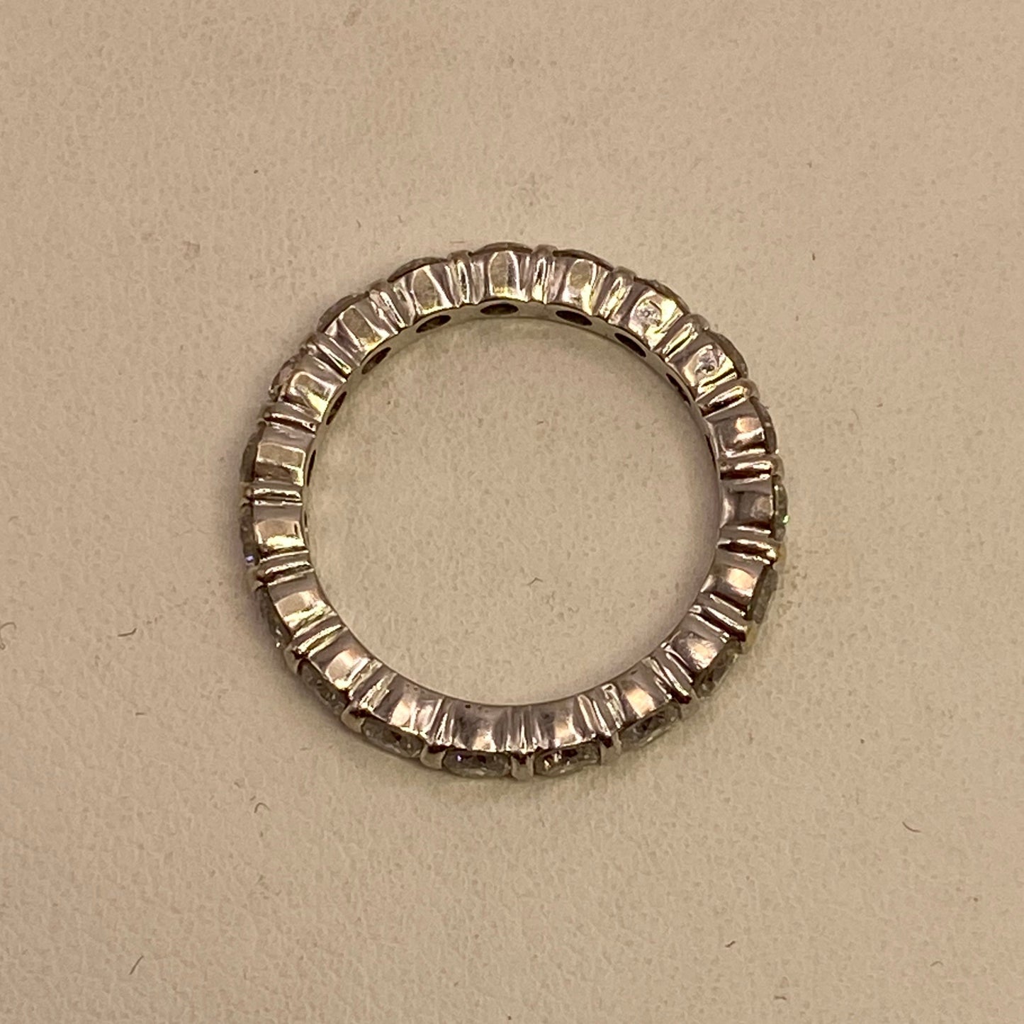 Bagues en Or Blanc avec Diamants 18K - 3.33g