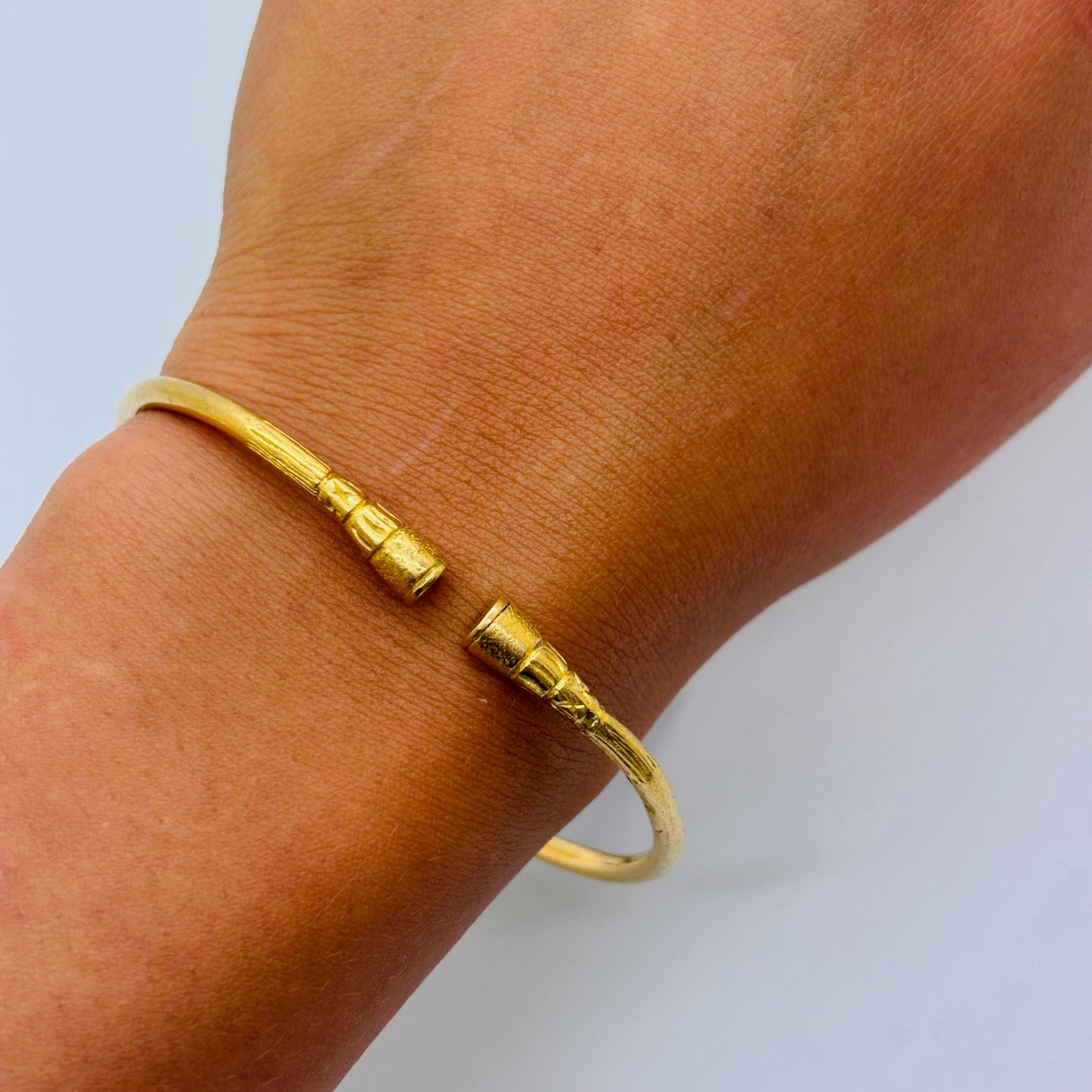 Bracelet jonc en or jaune 18K 23.22 Grs