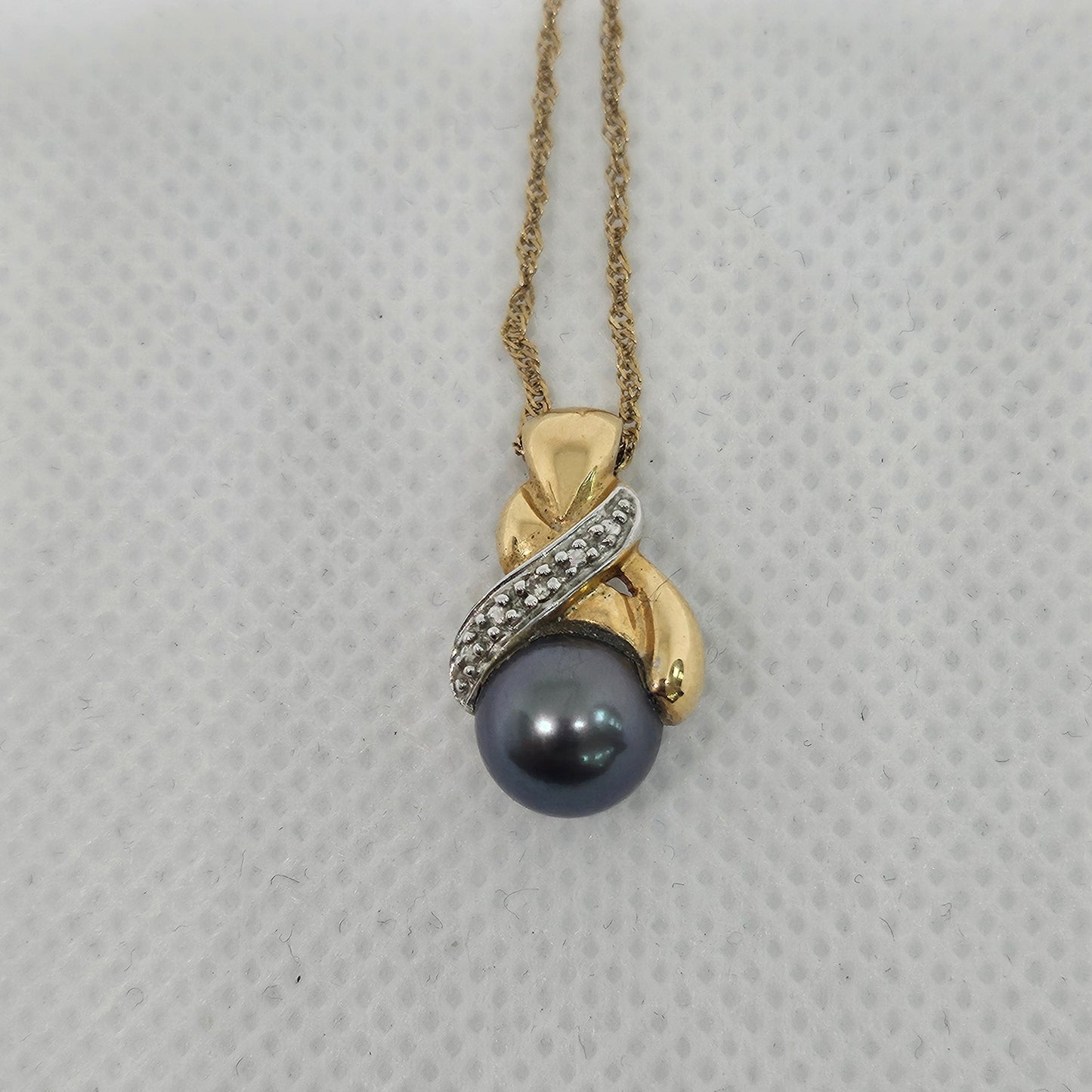 Collier en Or Jaune avec Perles et Diamants Longueur -22.50 cm