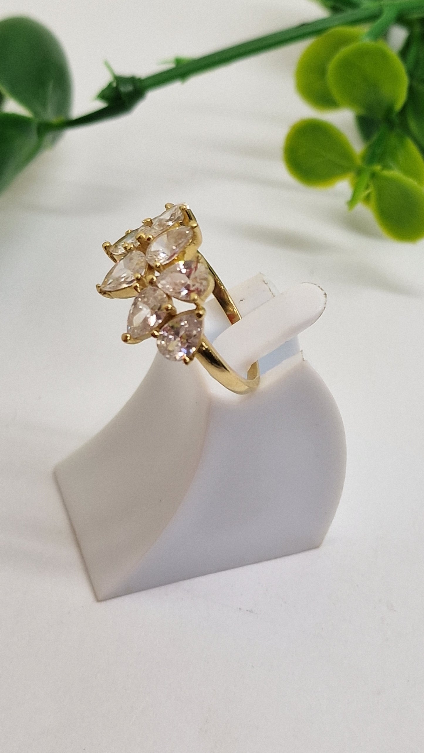 Bague en Or Jaune 18K avec Oxyde de Zirconium