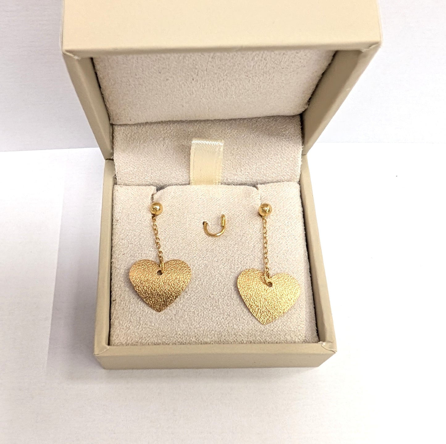Boucles d'oreilles pendantes en or jaune 18K 1.67 Grs