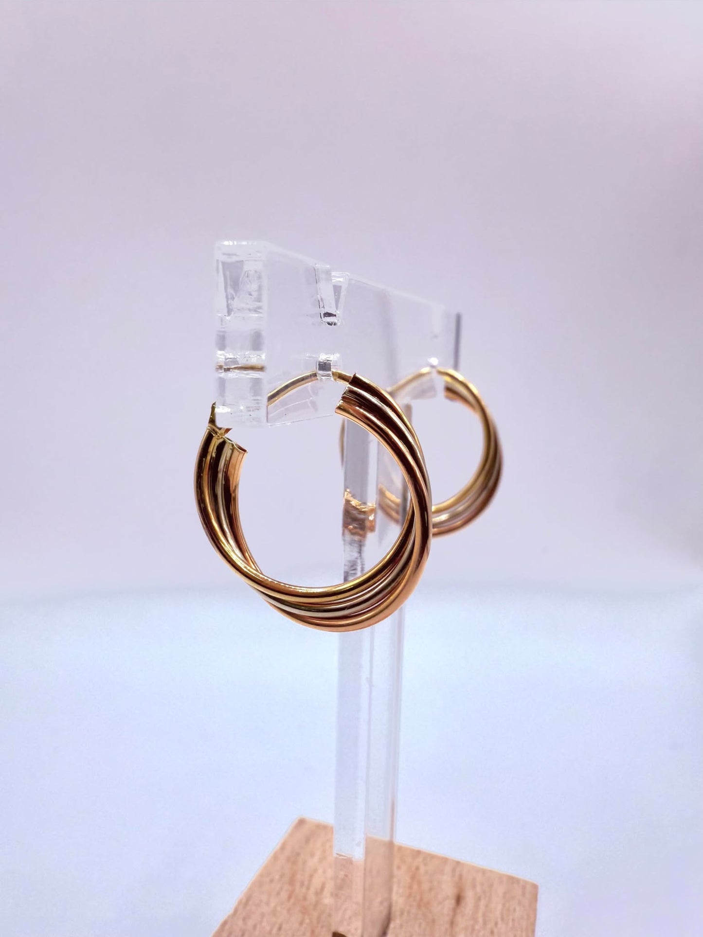 Boucles d'oreilles créoles en 3 Ors 18K