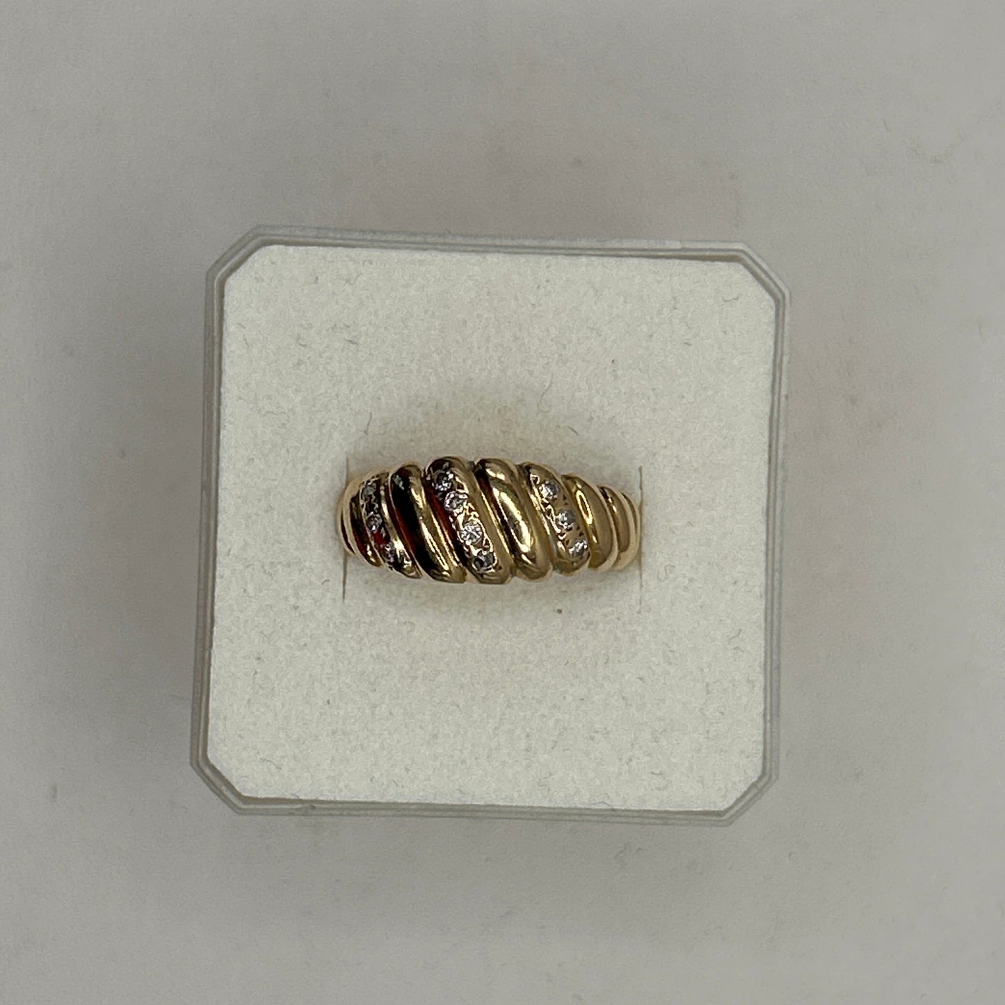 Bague en Or 750 avec 10 Diamants
