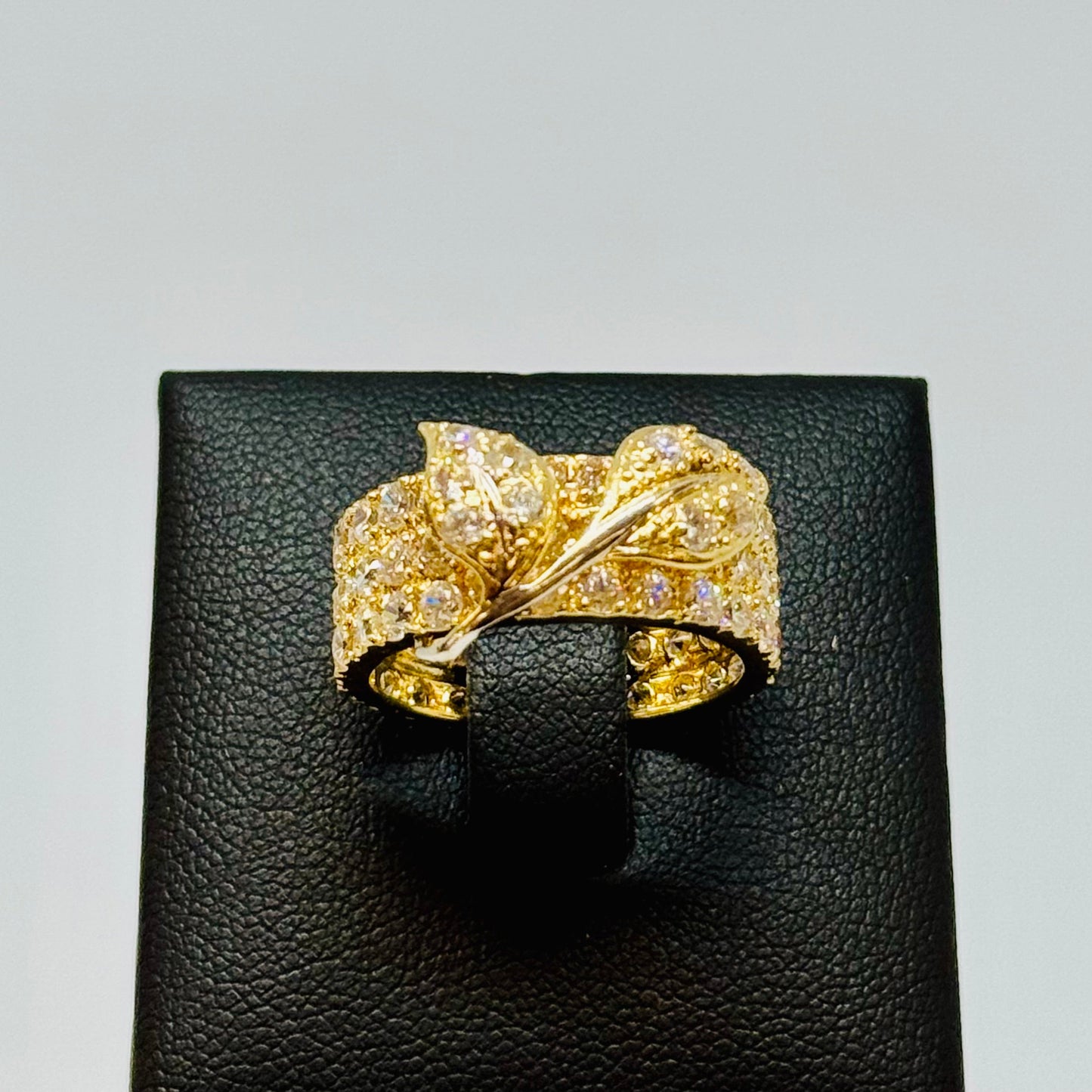 Bague Jonc Or Jaune 18K avec Oxyde de Zirconium