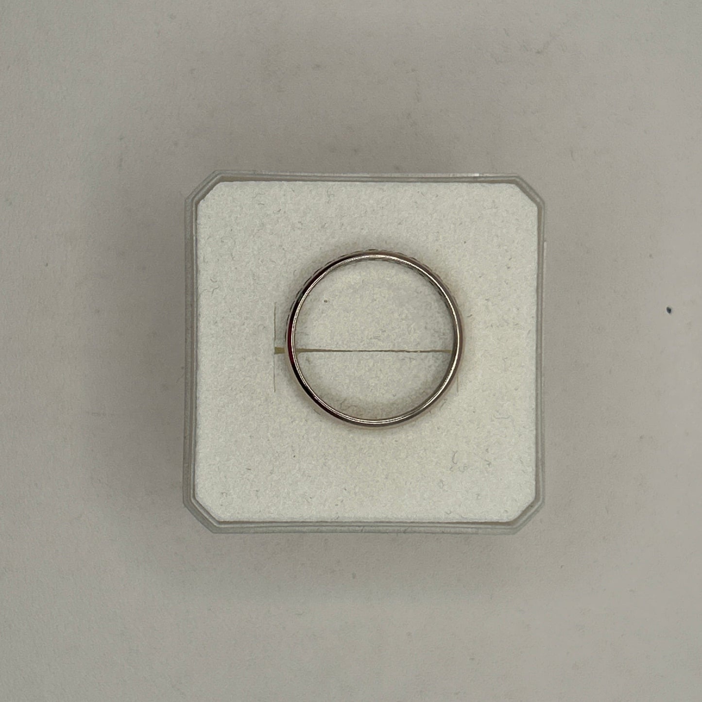 Bague Demi Tour en Or Blanc 750 avec Diamants