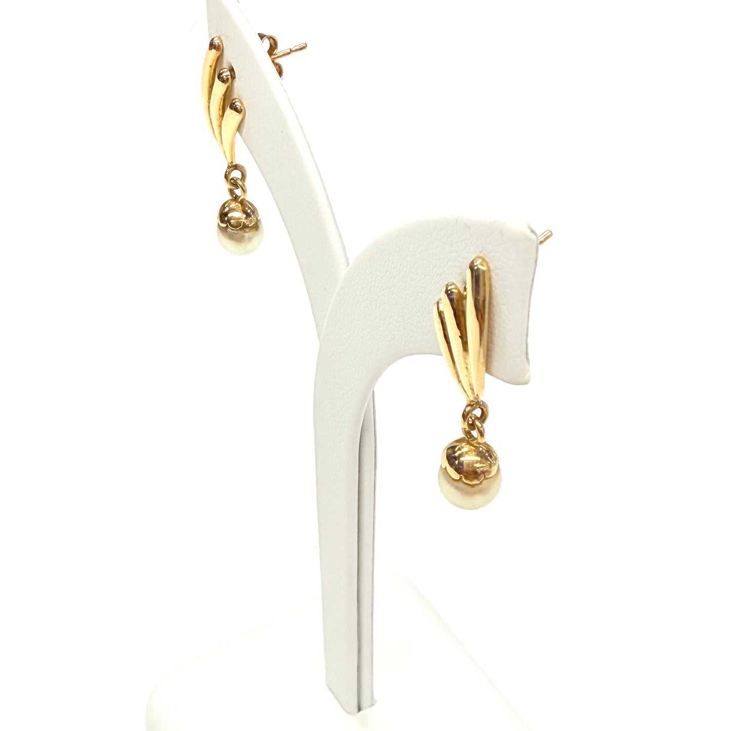 Boucles d'oreilles en or jaune 18k 3.23 Grs
