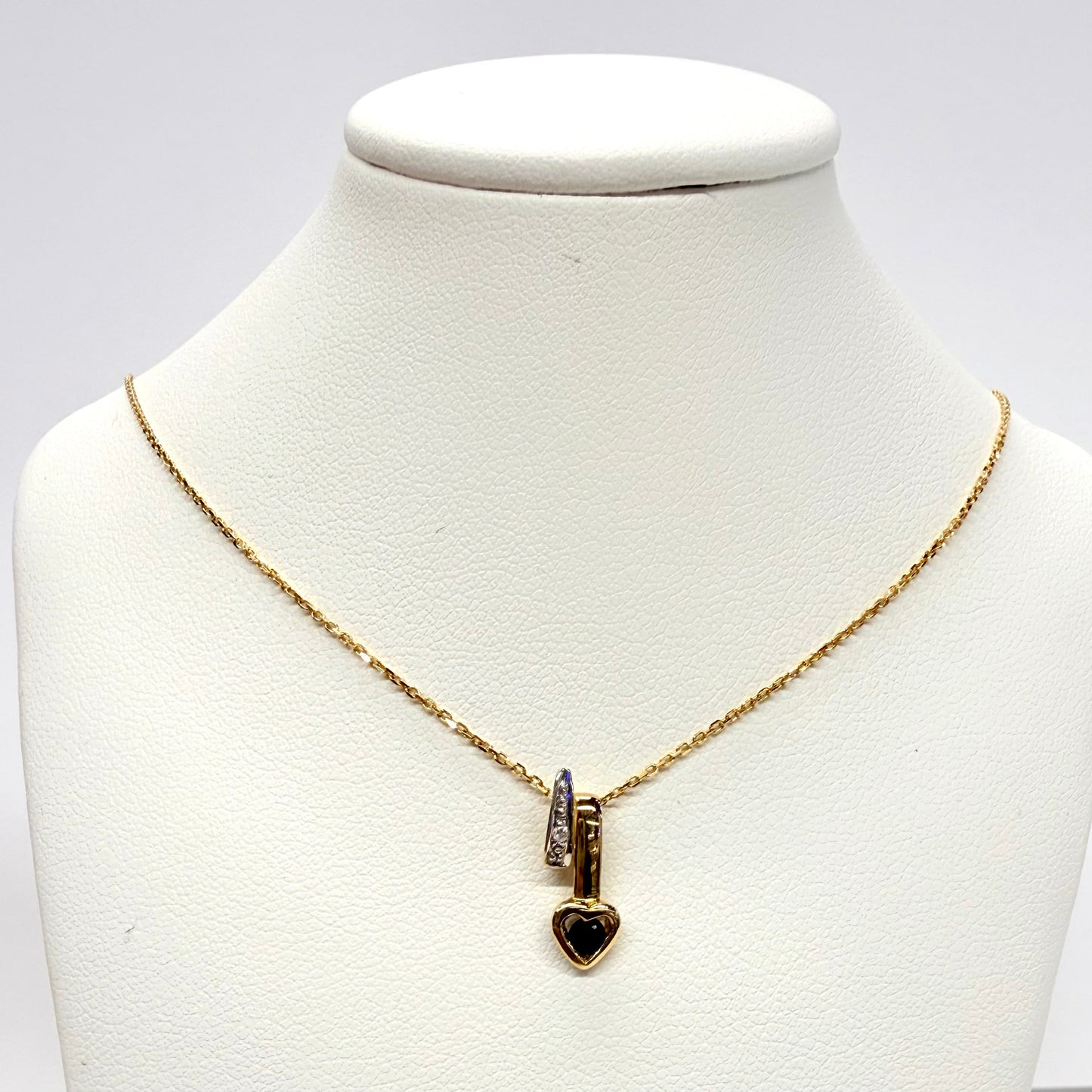 Collier Princesse Or Jaune et Blanc 18k avec Saphir et Diamant 1.81 Grs