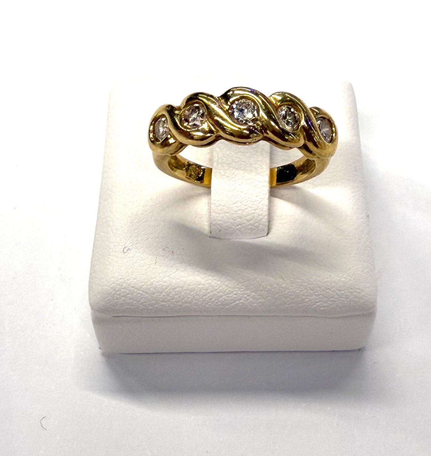 Bague demi-tour en Or jaune 18K et diamants