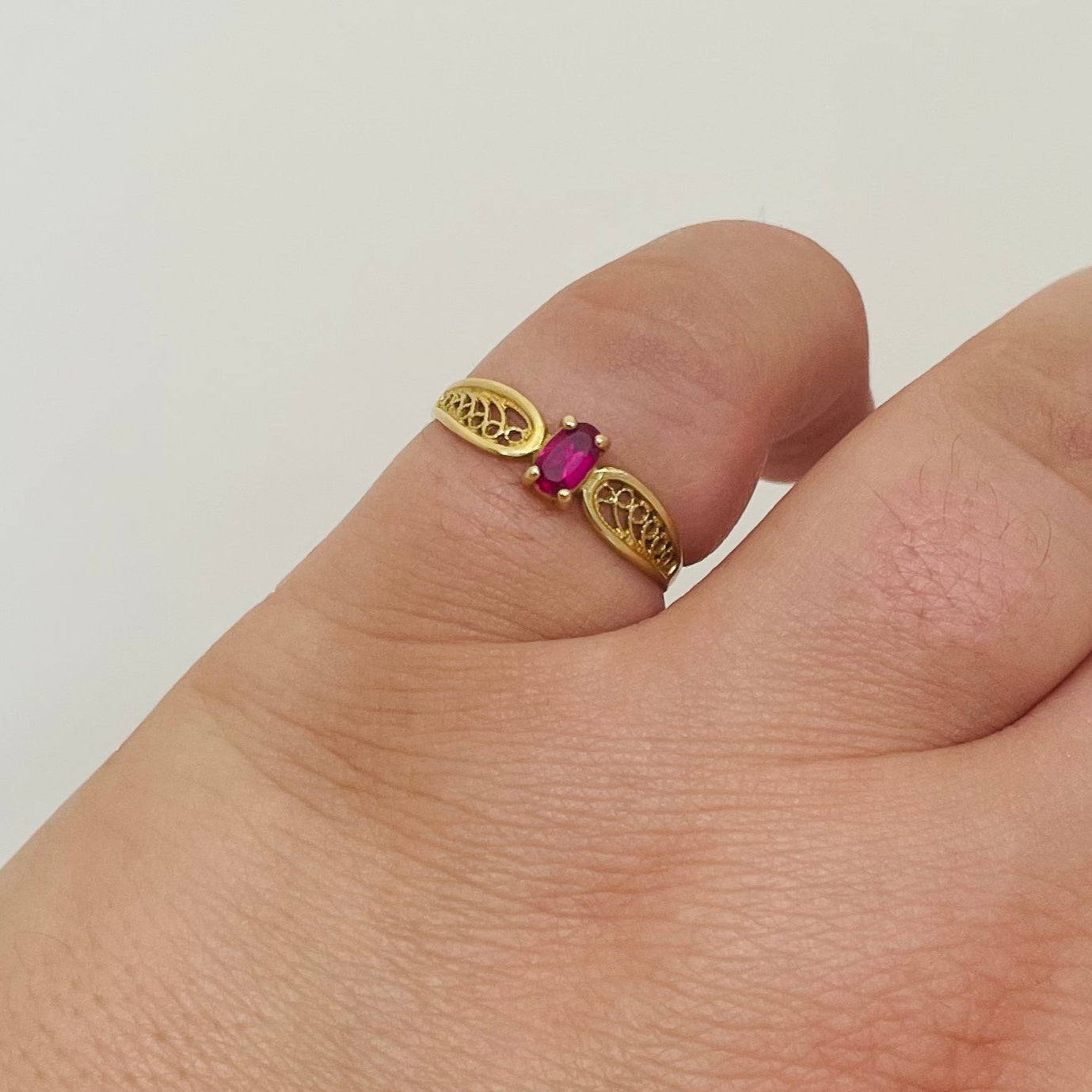 Bague solitaire en or jaune 18K Taille-53 1.40 Grs