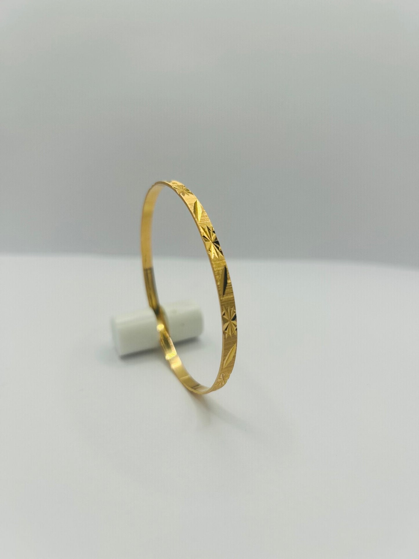 Bracelet Jonc Or Jaune 750/1000, Motifs Etoilés, Bon Etat