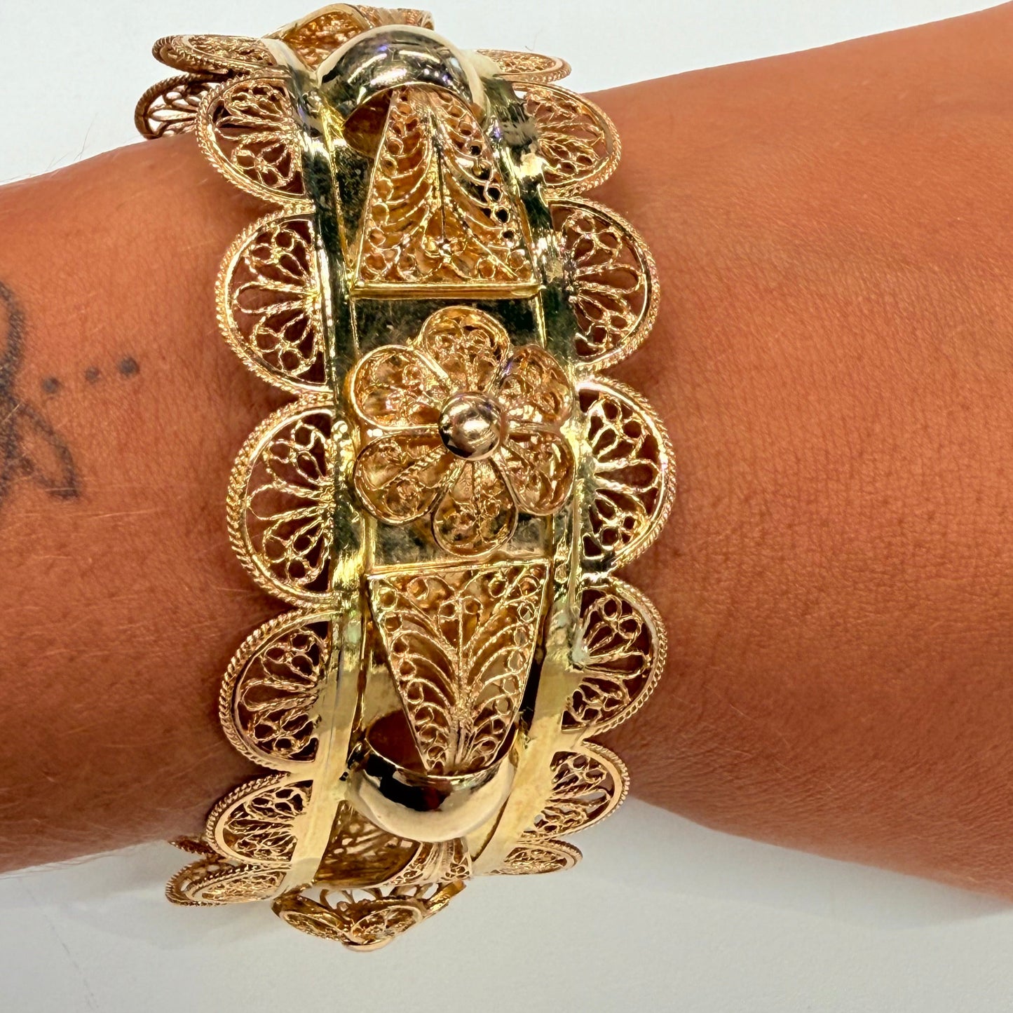 Bracelet Manchette Or Jaune 18K 43.07 Grs