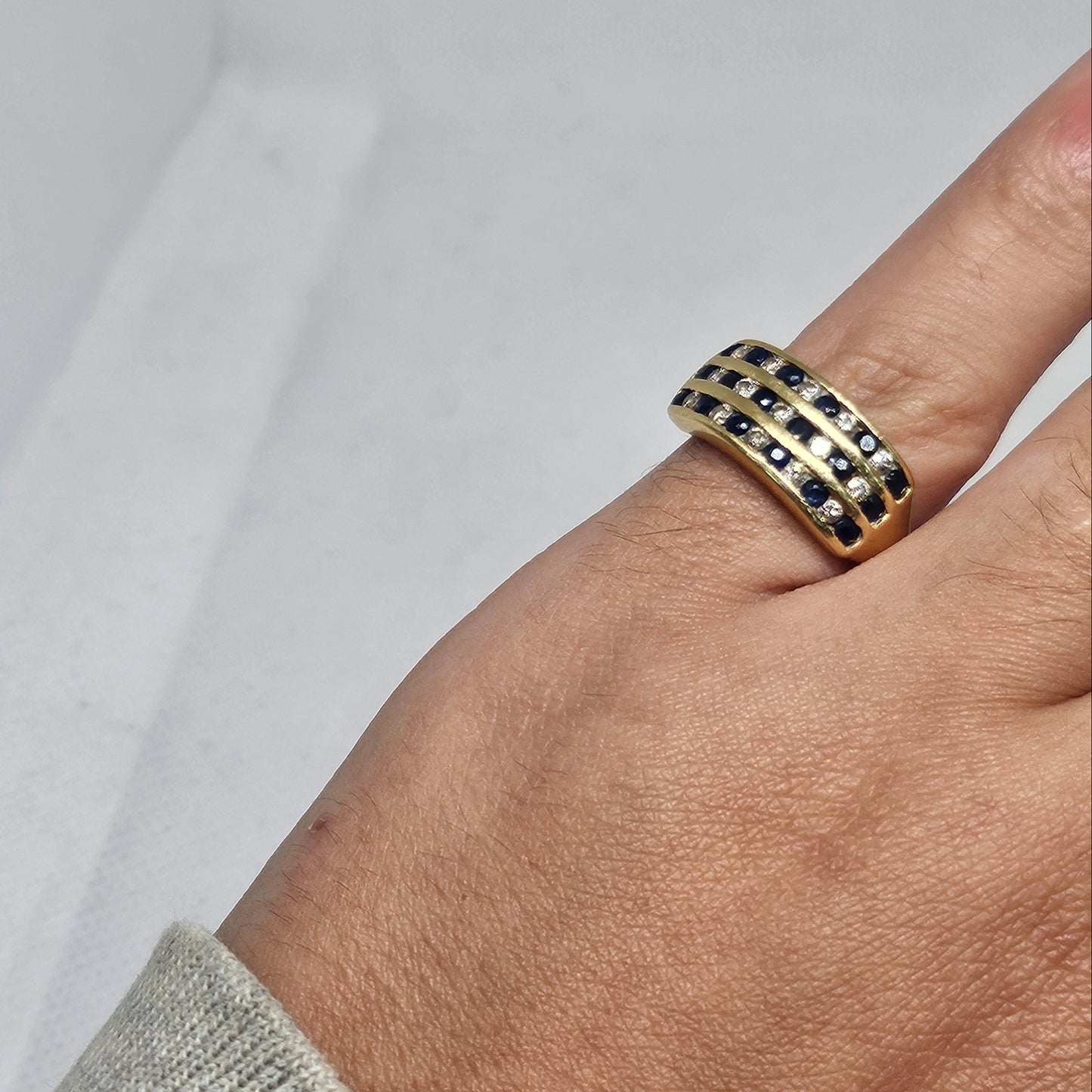 Bagues en or jaune avec saphir et diamants Taille -52