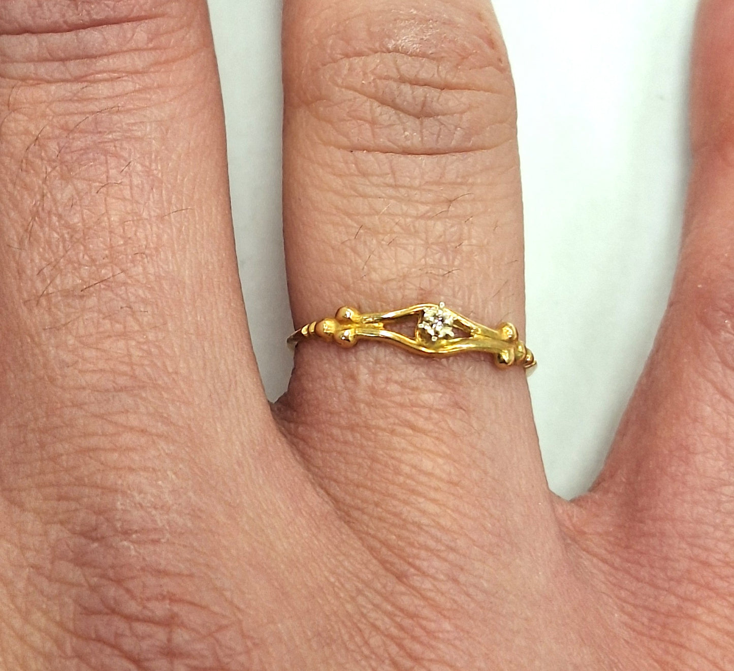 Solitaire en Or Jaune 18K avec Diamant 0.02ct