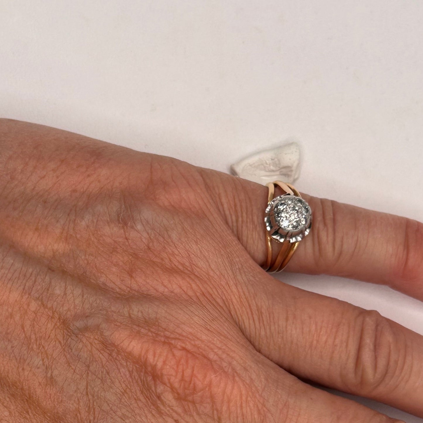 Bague ancienne en or jaune avec diamants 18K Taille-48