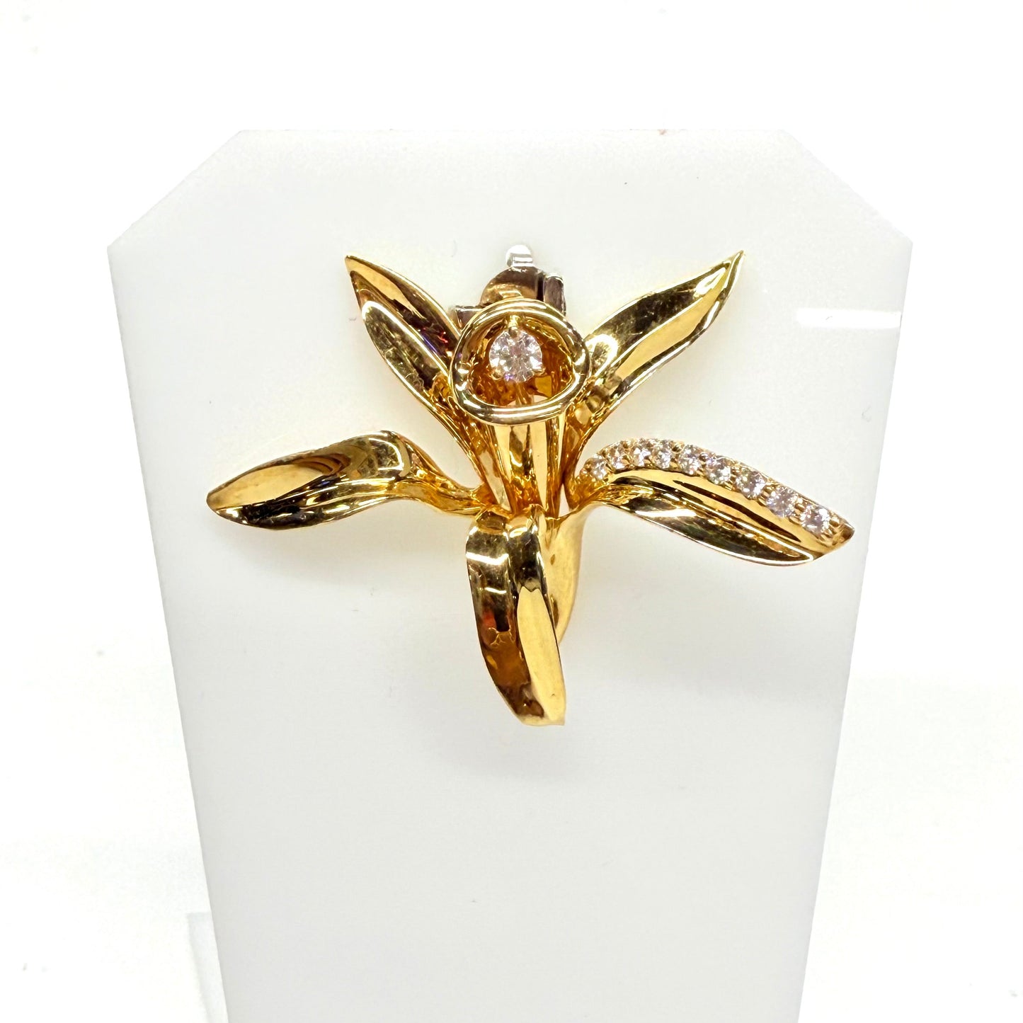 Pendentif Fleur de Vanille en Or Jaune 18k 5.23 Grs