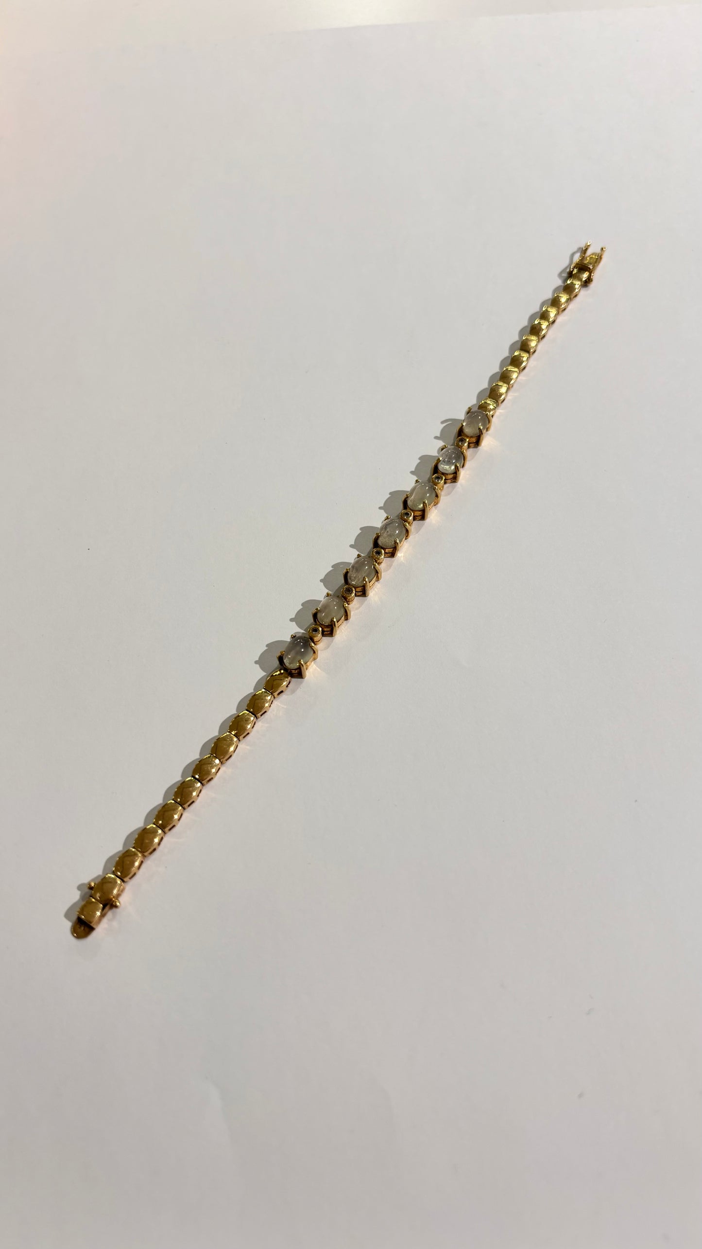 Bracelet Maillon en Or Jaune avec Pierres Précieuses