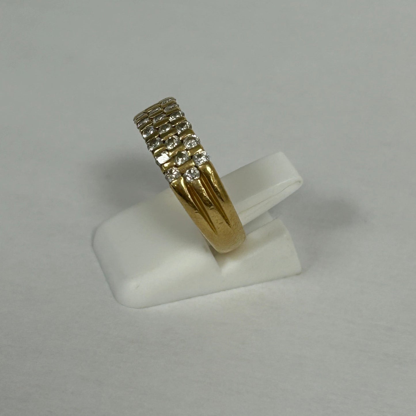Bague Demi Tour en Or Jaune 18K avec Diamants 5.40 Grs Taille 50