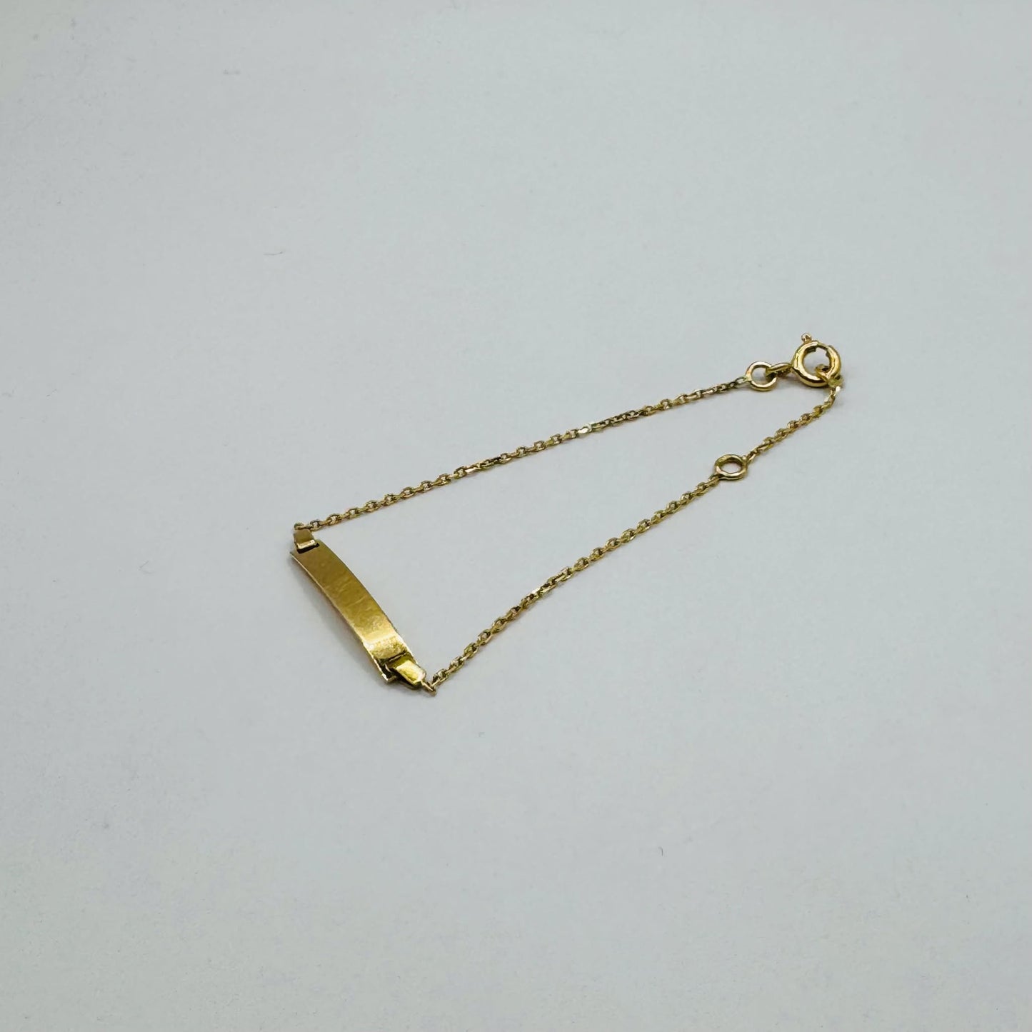 Bracelet identité en Or jaune 18K - 1.26 Grs