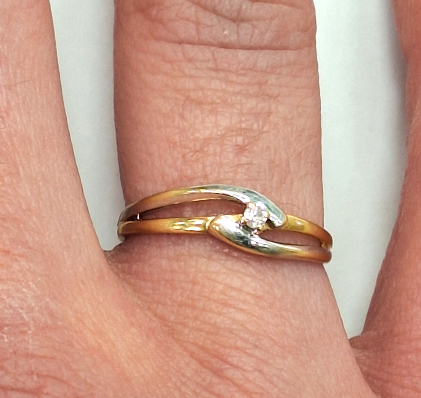 Solitaire en Or Jaune 18K avec Diamant 0.02ct