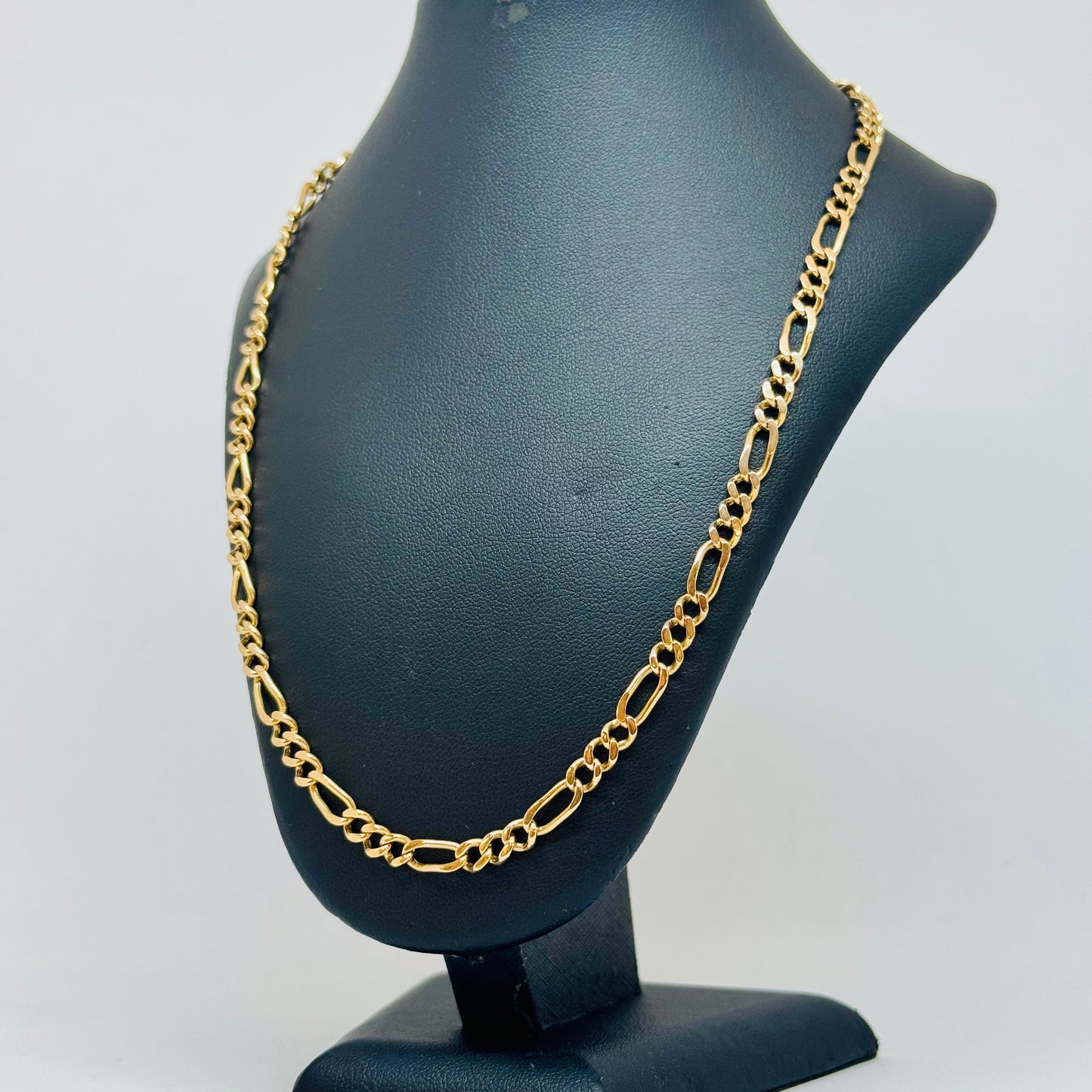 Collier Matinée en Or Jaune 18 Carats Figaro 62cm