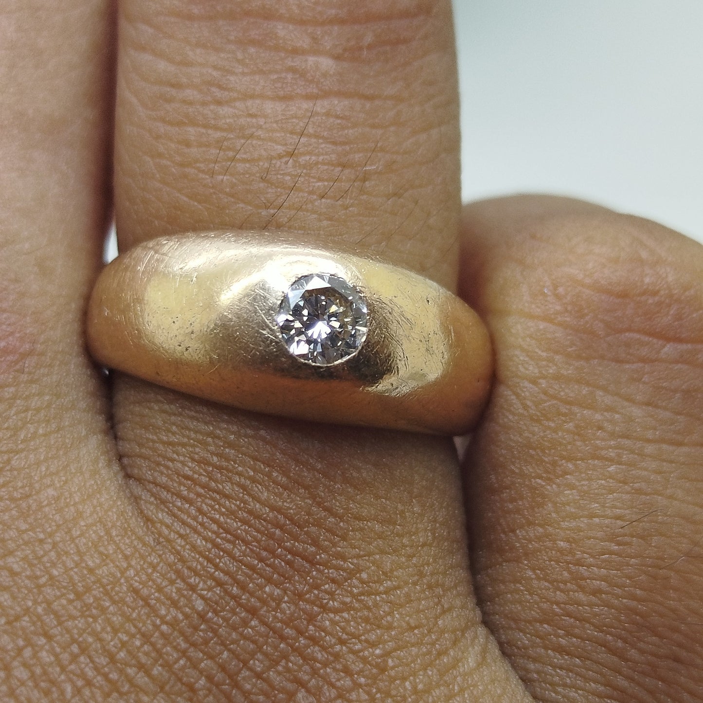 Bague jonc en or jaune 18K avec diamant, taille 53 - 6.89g