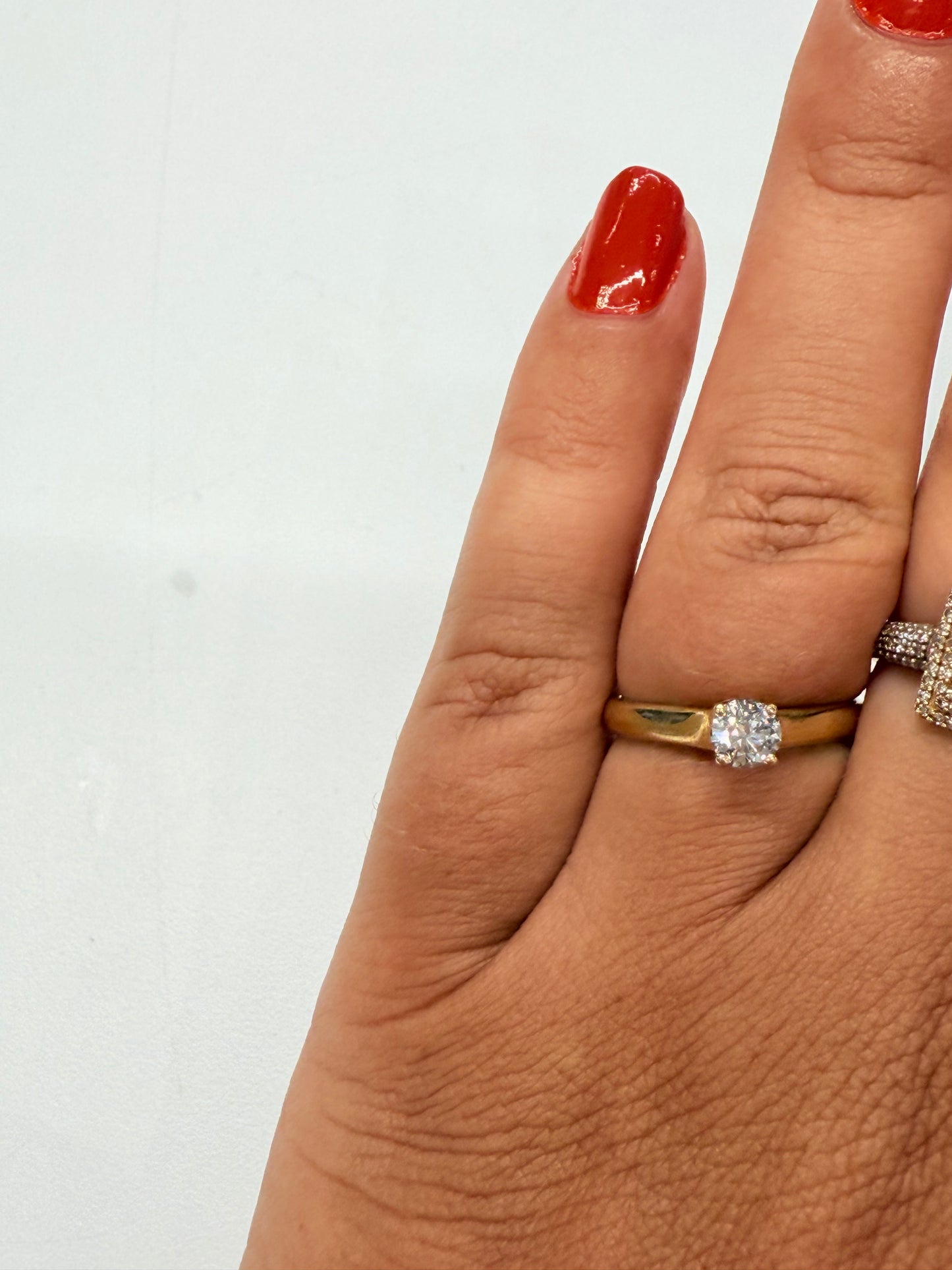 Solitaire en Or jaune 18k avec diamant de 0.44 carats