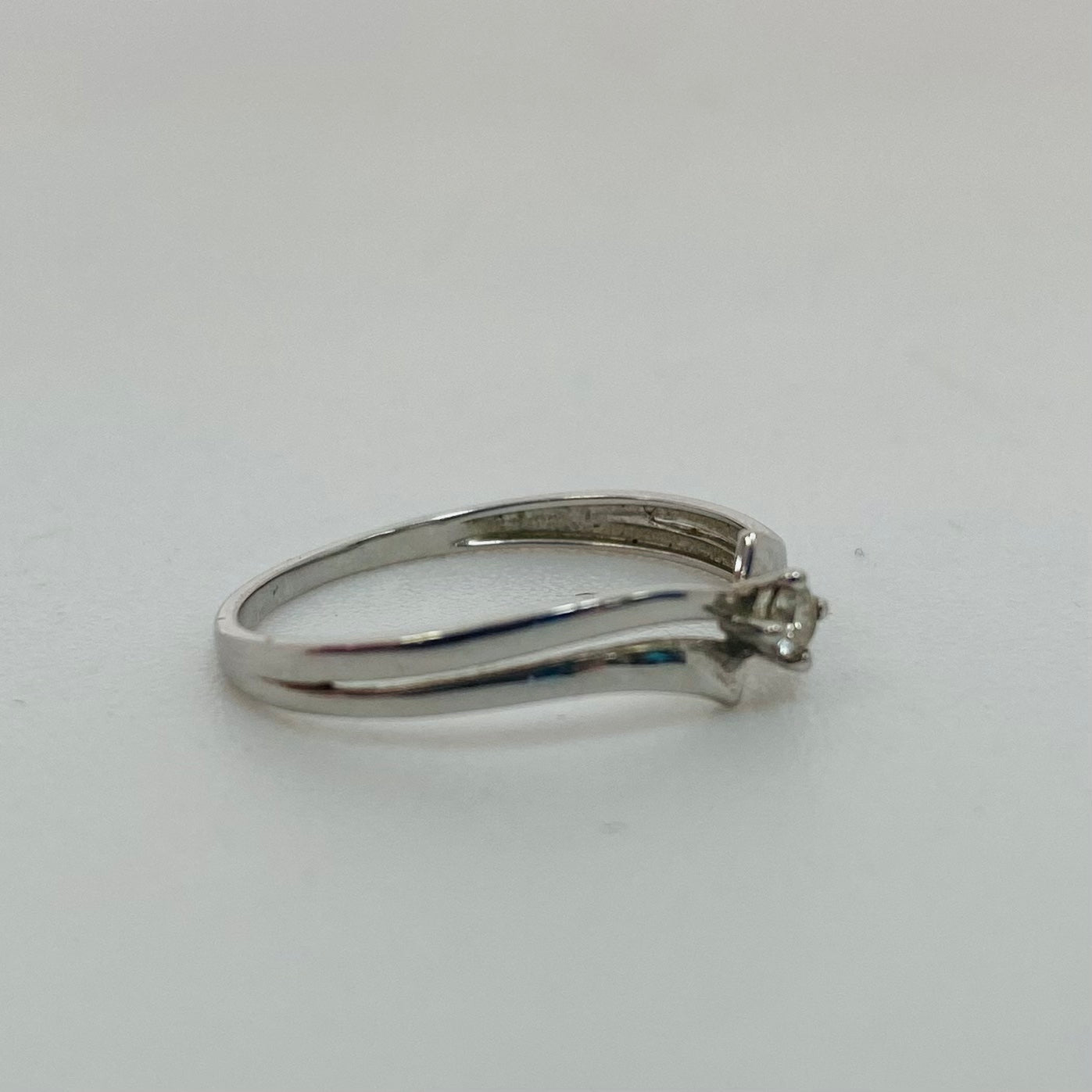 Bague Solitaire Or Blanc avec Diamant 18K