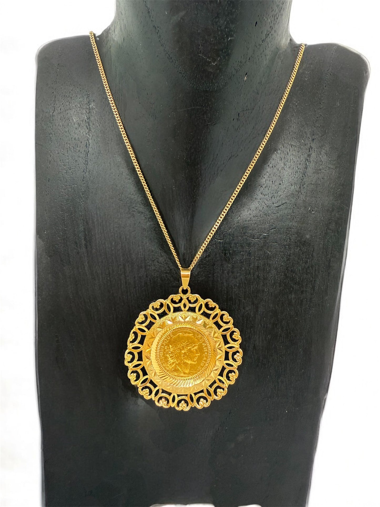 Pendentif Porte Pièce Or Jaune 18K 13.58 Grs