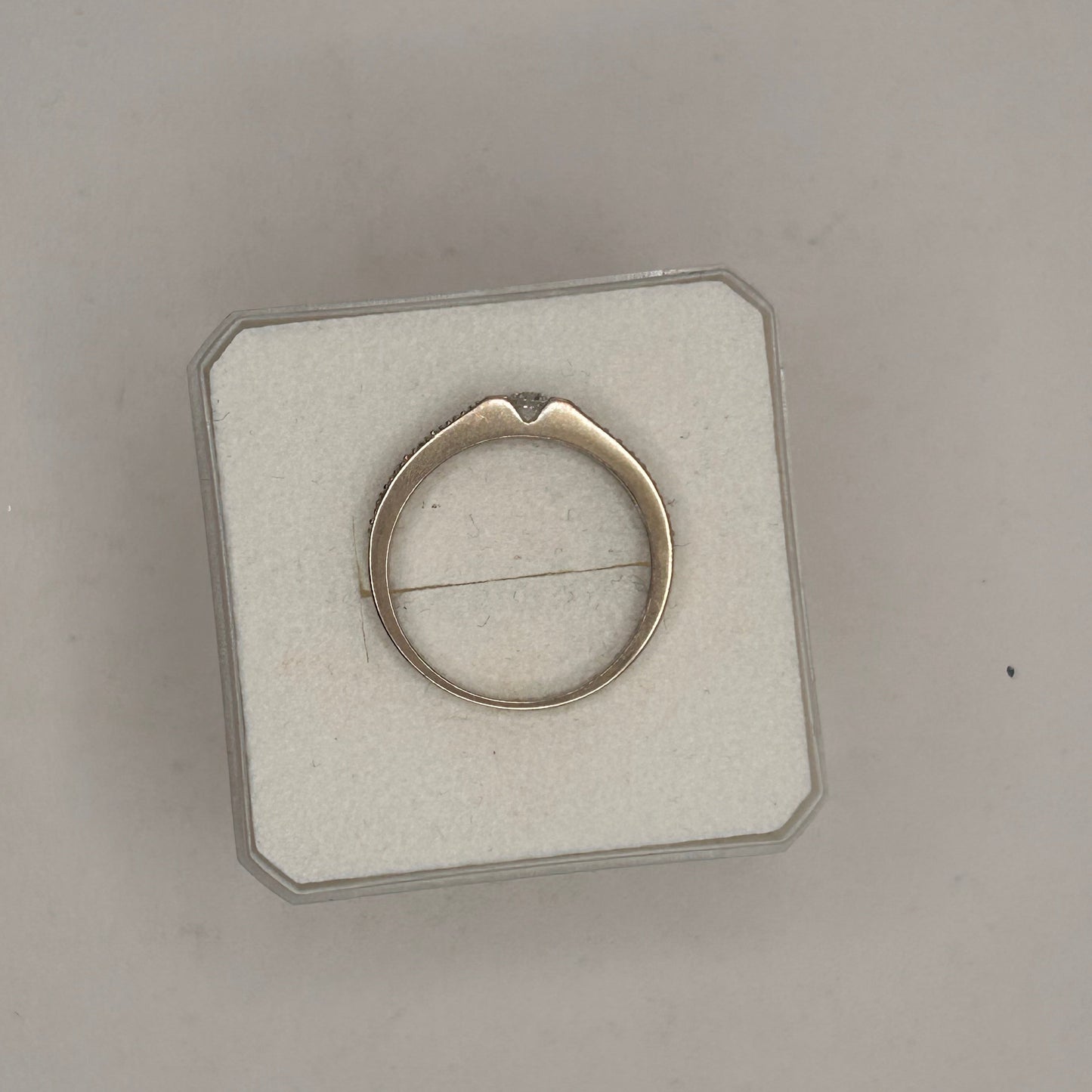 Bague Alliance Diamantée en Or Blanc 18K