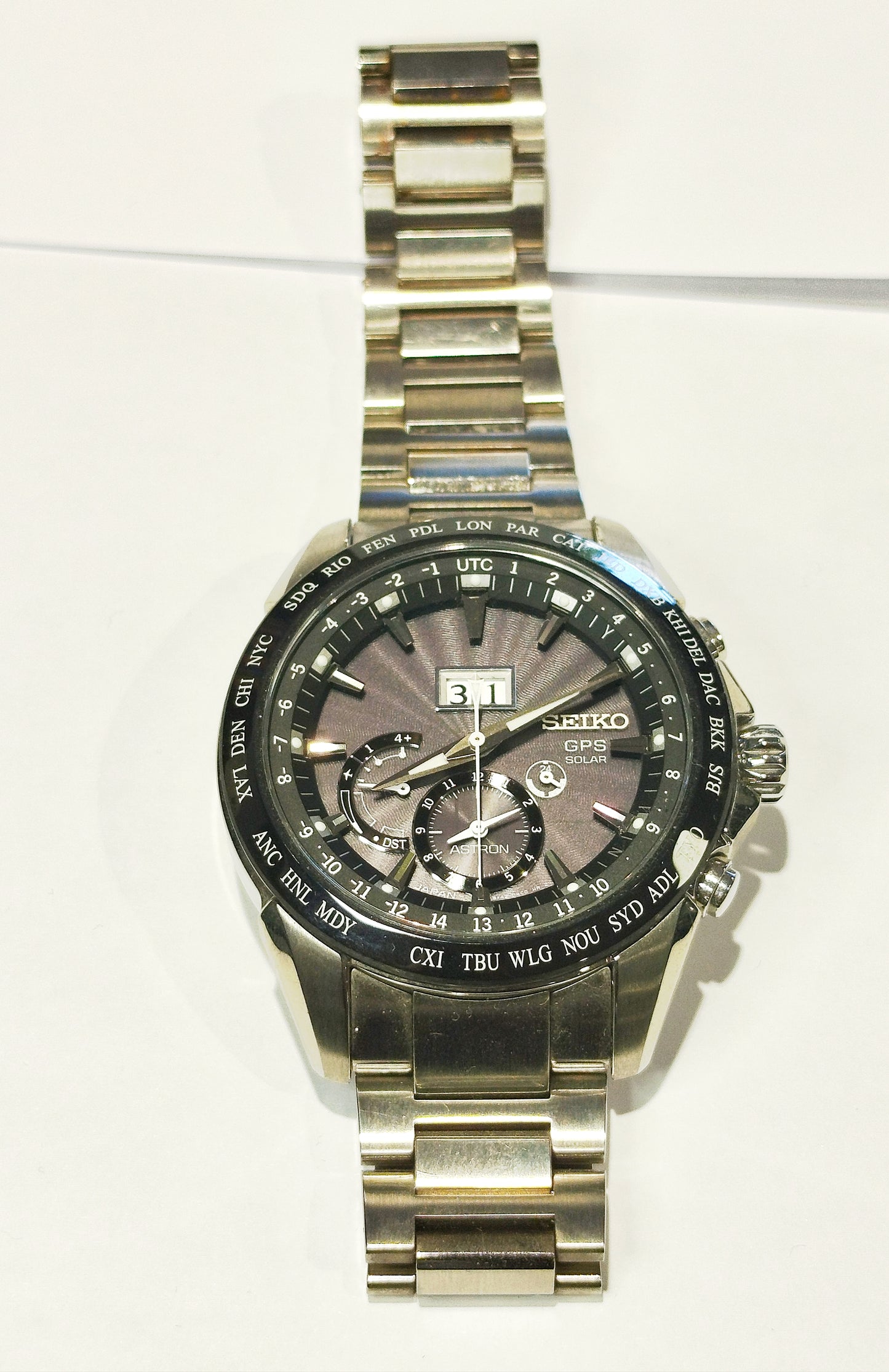 Montre Seiko Astron SBX149, Chronographe, Acier Noir, 2010 Très Bon Etat