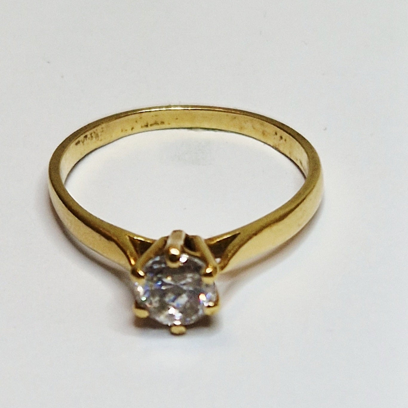Bague Solitaire en Or Jaune 18 Carats Taille-52