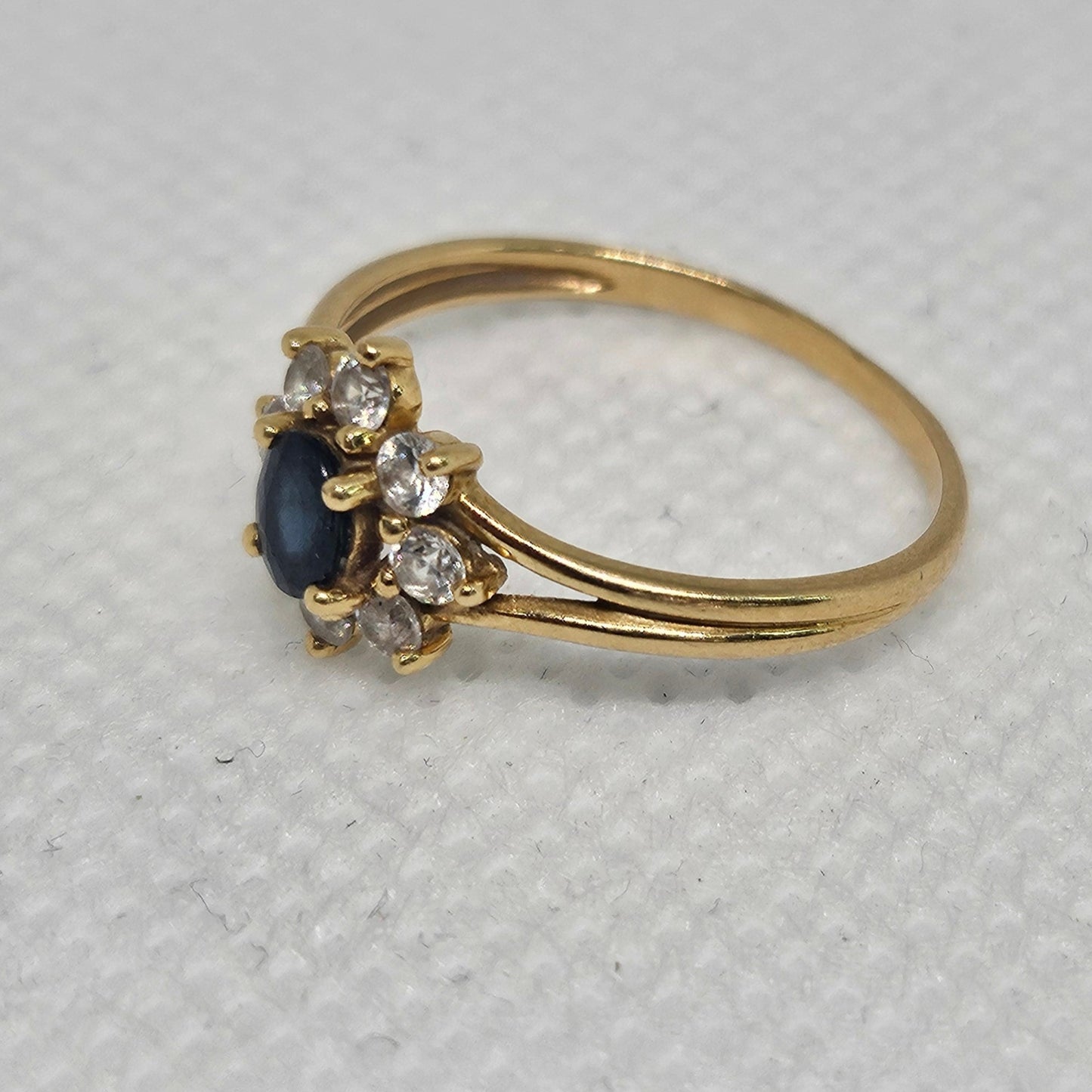 Bague en Or Jaune Saphir Zirconium 18 Carats Taille -49