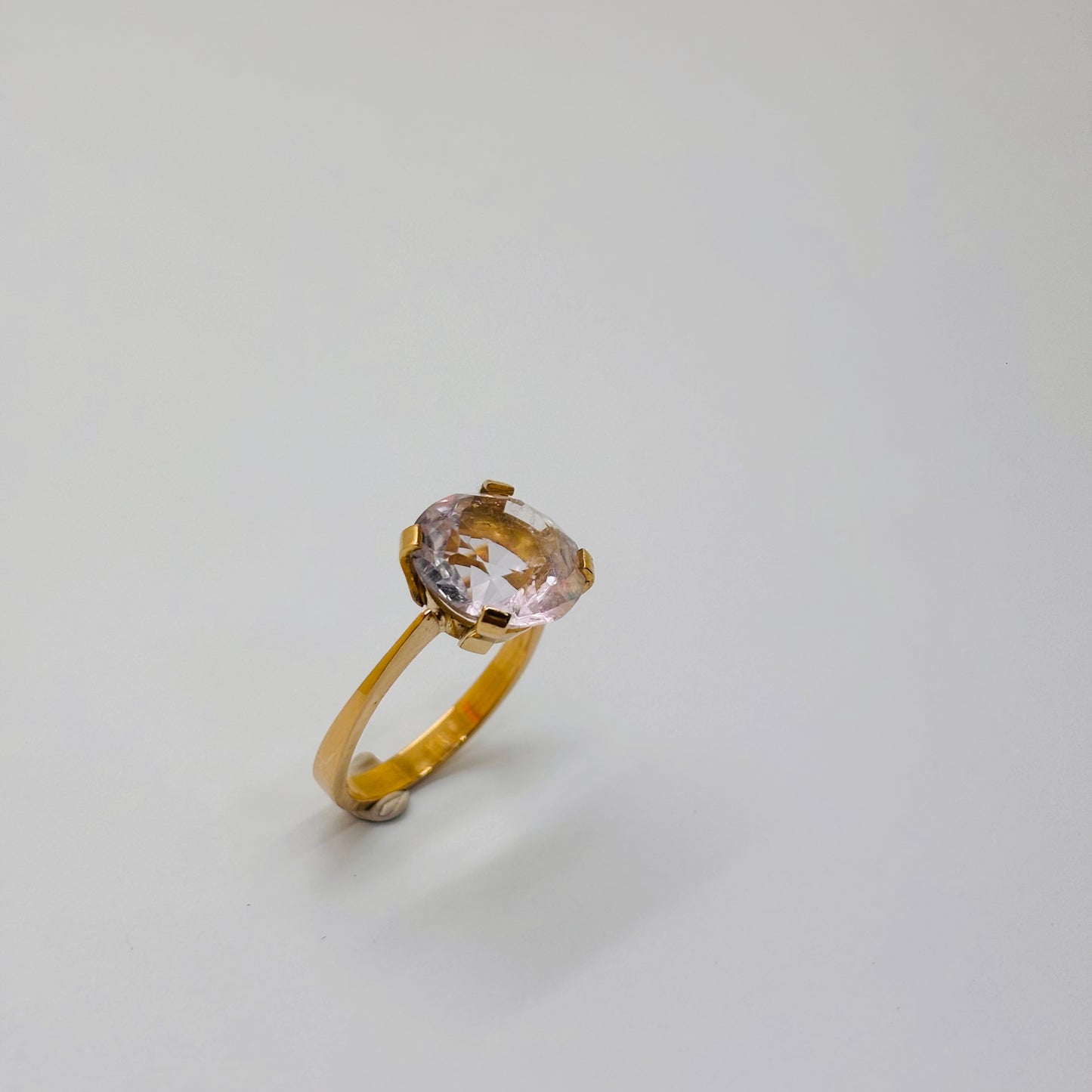 Bague Solitaire Or Jaune 18 Carats avec Topaze - T 64