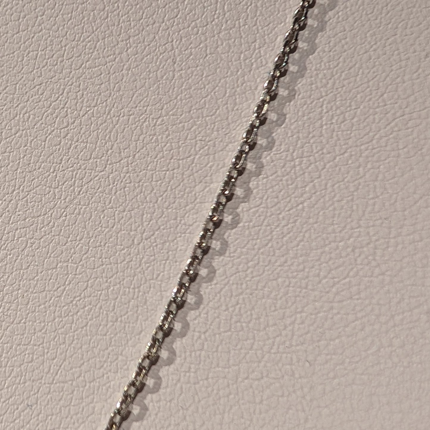 Collier Princesse en Or Blanc 18K 1.94 Grs