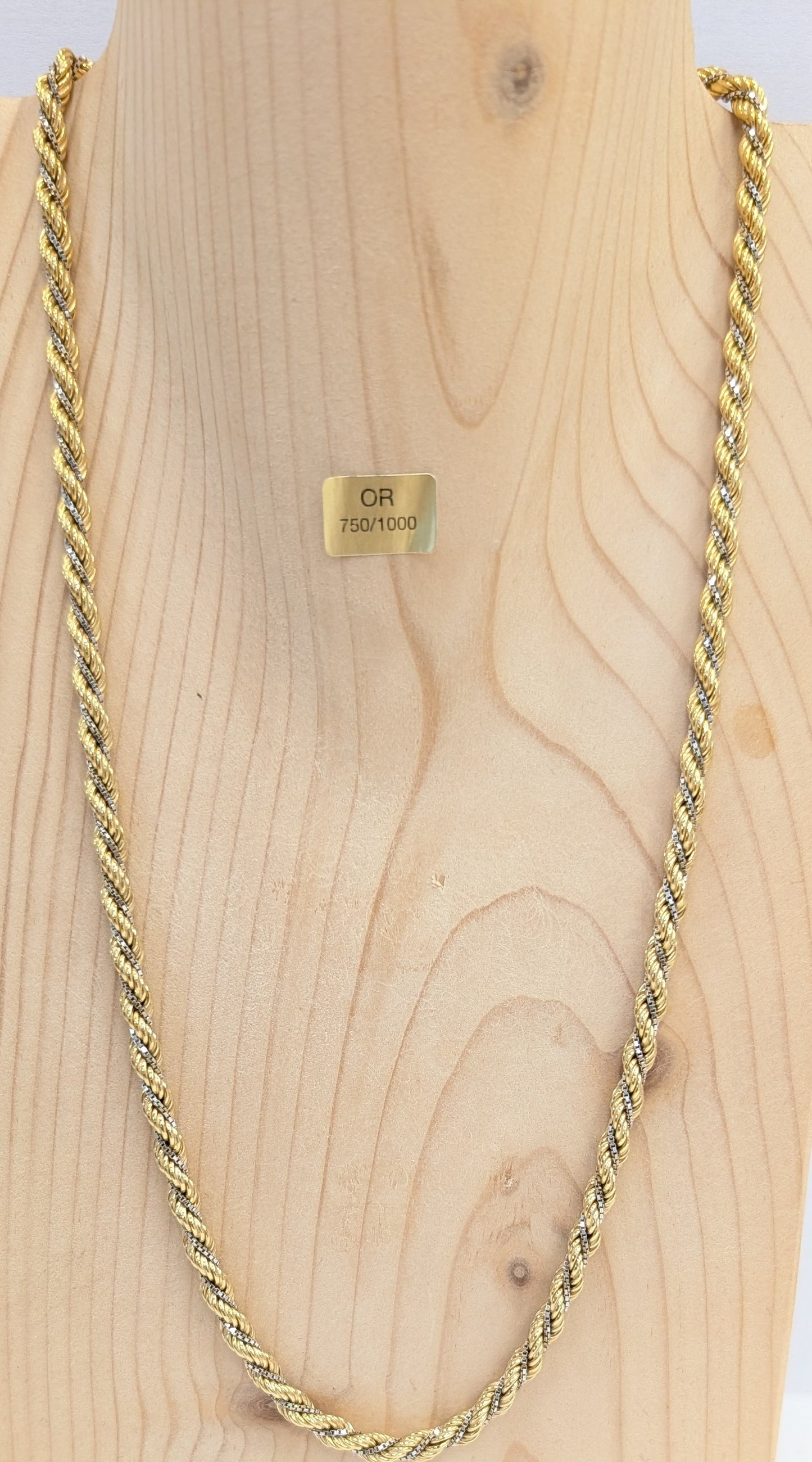 Collier Princesse en Or jaune et or blanc 18k 12.94 Grs