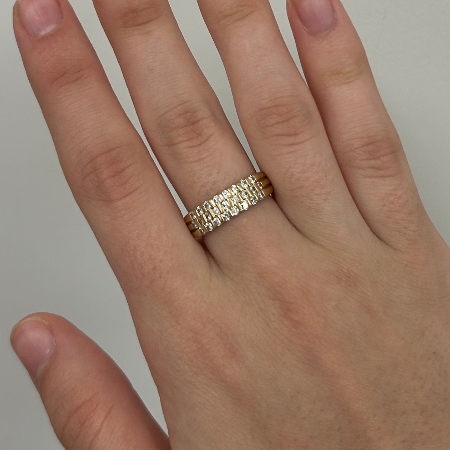 Bague Demi Tour en Or Jaune 18K avec Diamants 5.40 Grs Taille 50