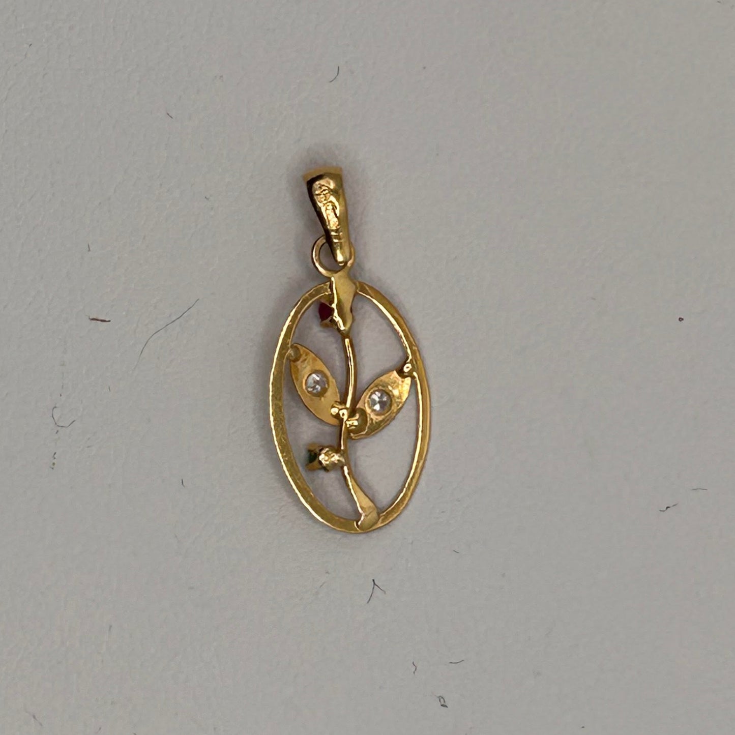 Pendentif en Or Jaune 18K Fleur avec Rubis, Émeraude et Zirconium